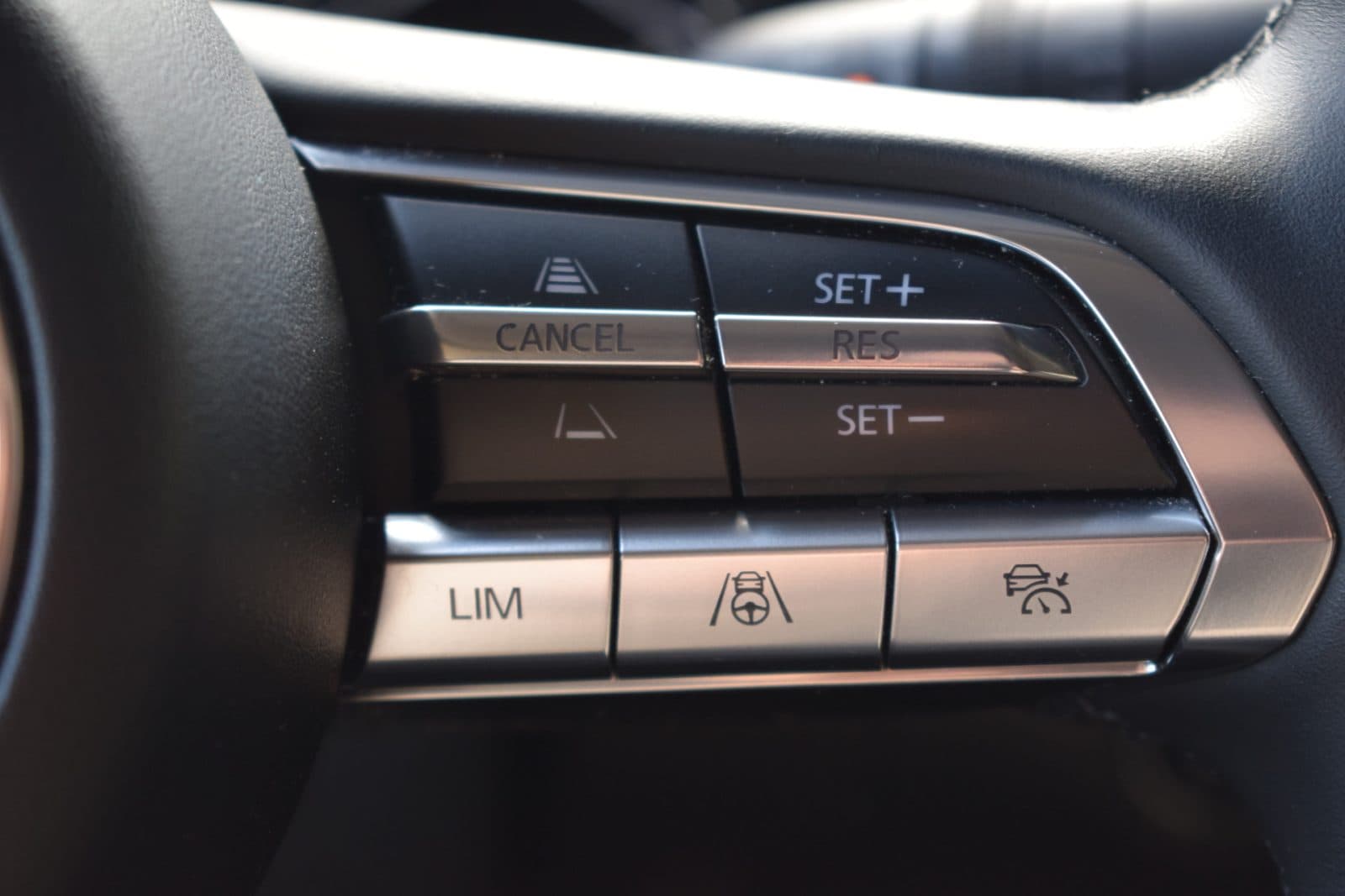 Mazda CX-30 2.0 e-SkyActiv-X M Hybrid Luxury – Afneembare trekhaak – Dealer onderhouden thumbnail 18