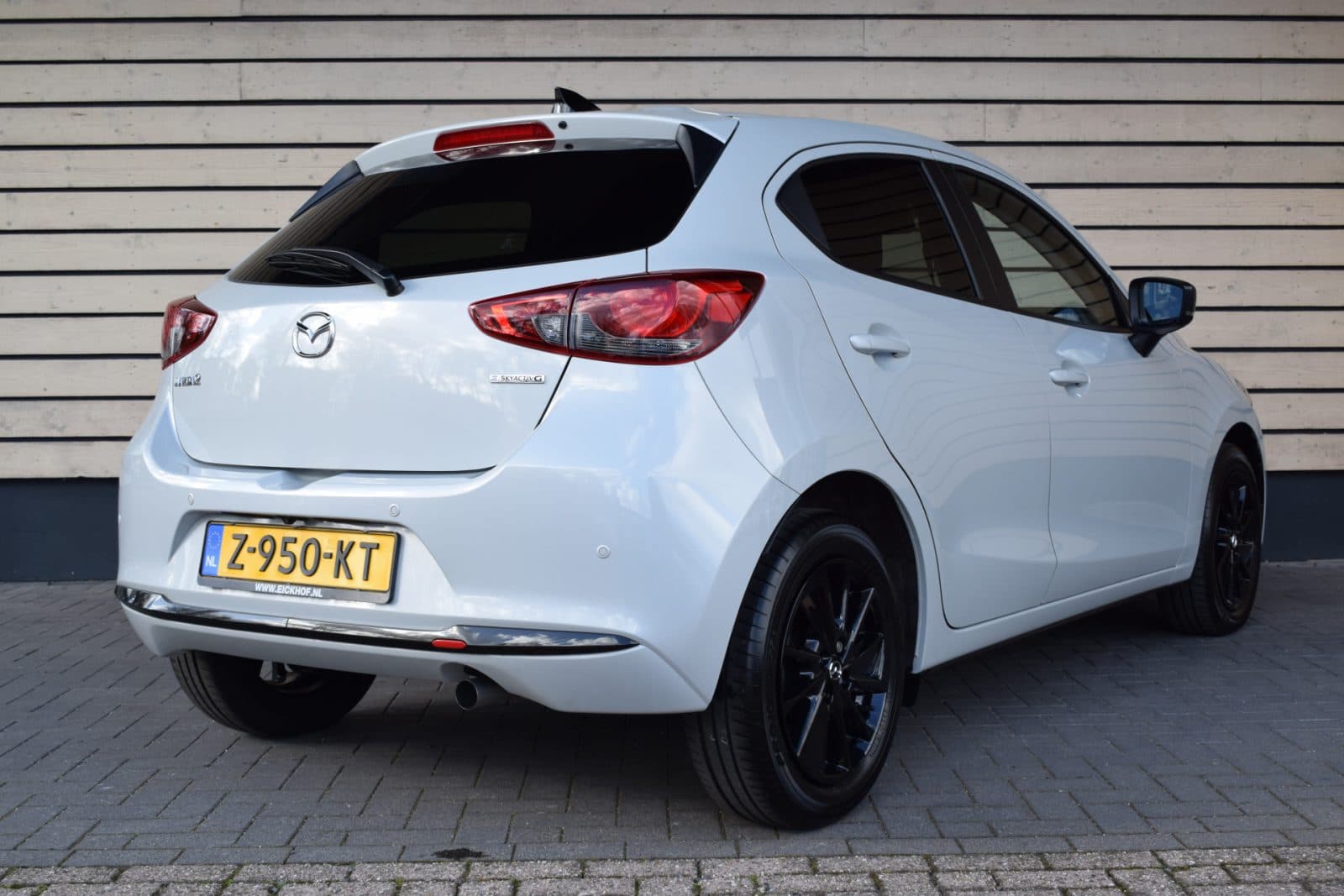Mazda 2 1.5 e-SkyActiv-G 90 Homura – Dealer onderhouden thumbnail 4