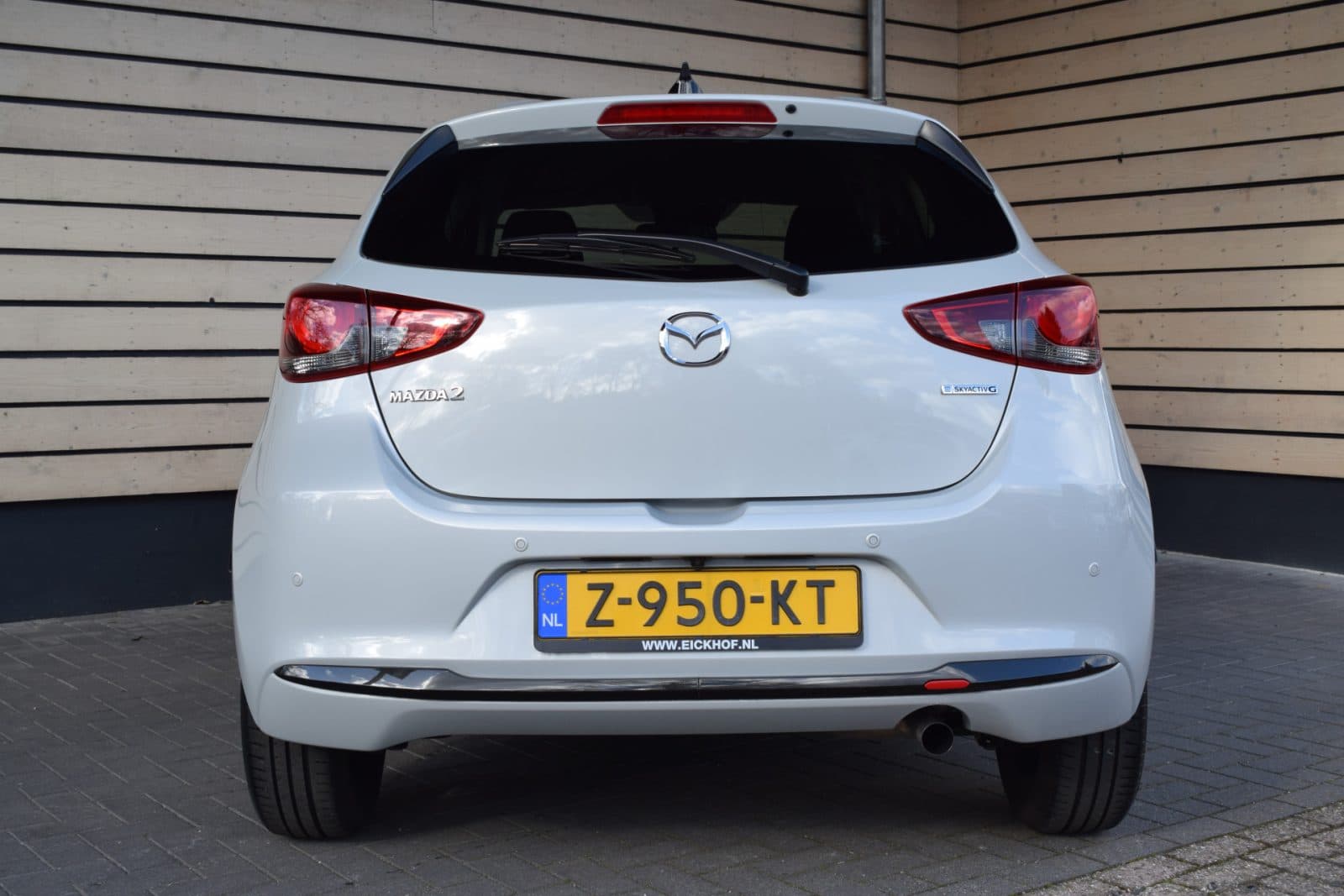 Mazda 2 1.5 e-SkyActiv-G 90 Homura – Dealer onderhouden thumbnail 5