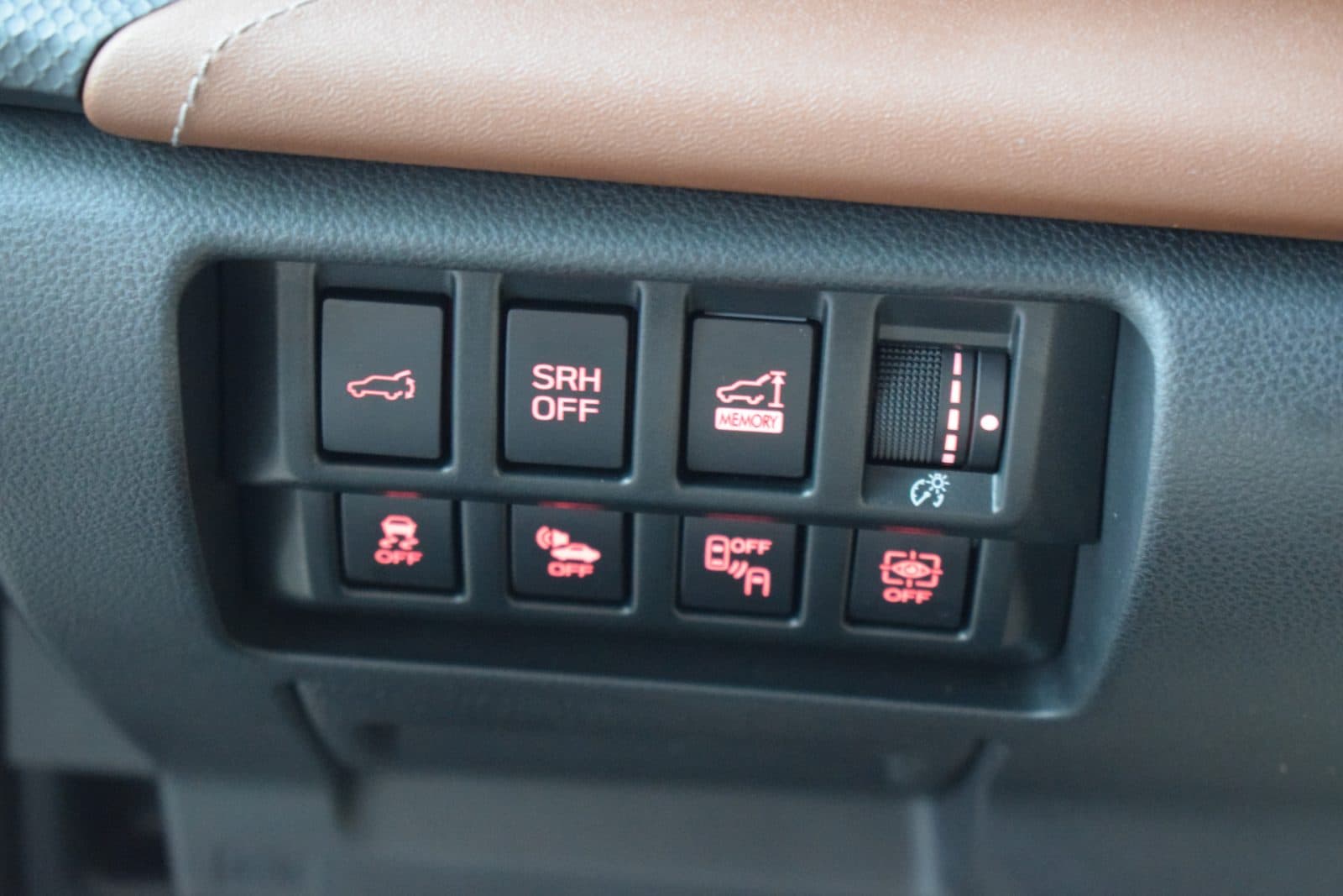 Subaru Forester 2.0i e-BOXER Premium – Bruin leder – Trekhaak – Dealer onderhouden thumbnail 17