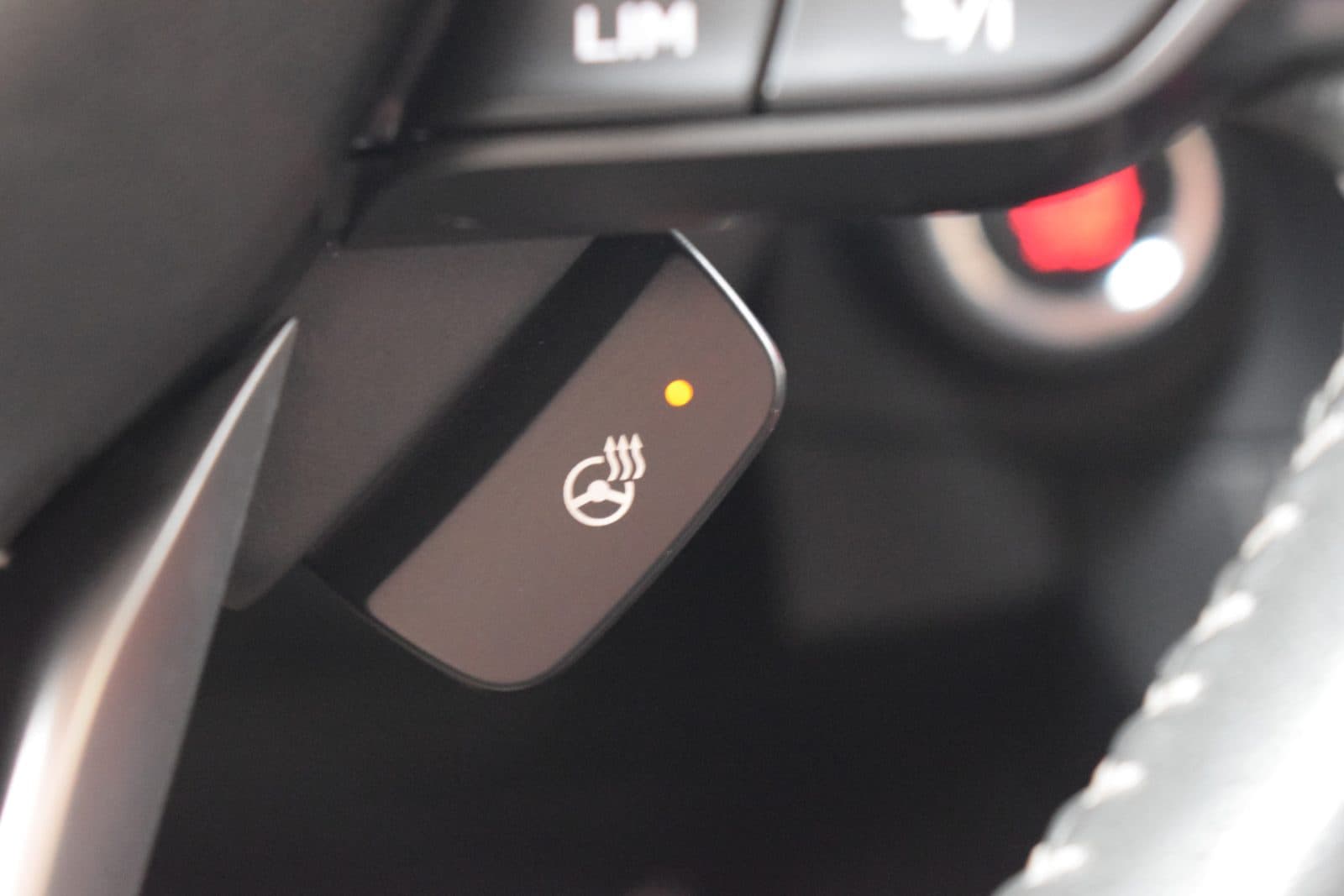 Subaru Forester 2.0i e-BOXER Premium – Bruin leder – Trekhaak – Dealer onderhouden thumbnail 33