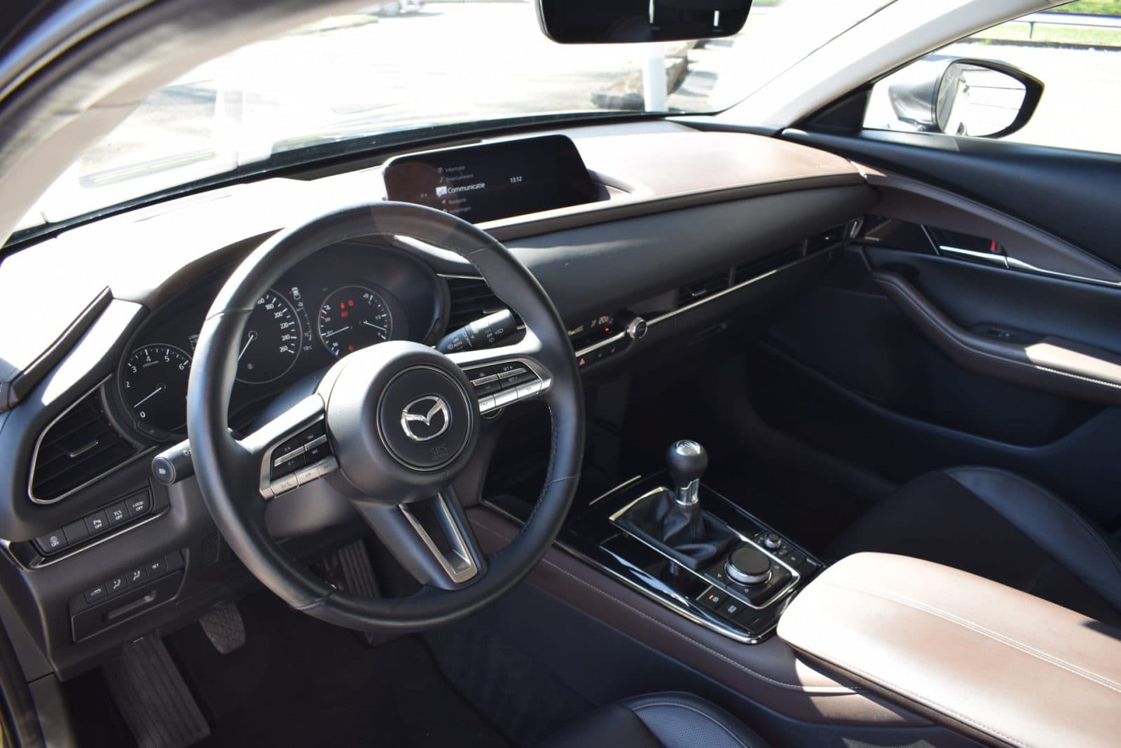 Mazda CX-30 2.0 e-SkyActiv-X M Hybrid Luxury – Dealer onderhouden thumbnail 9