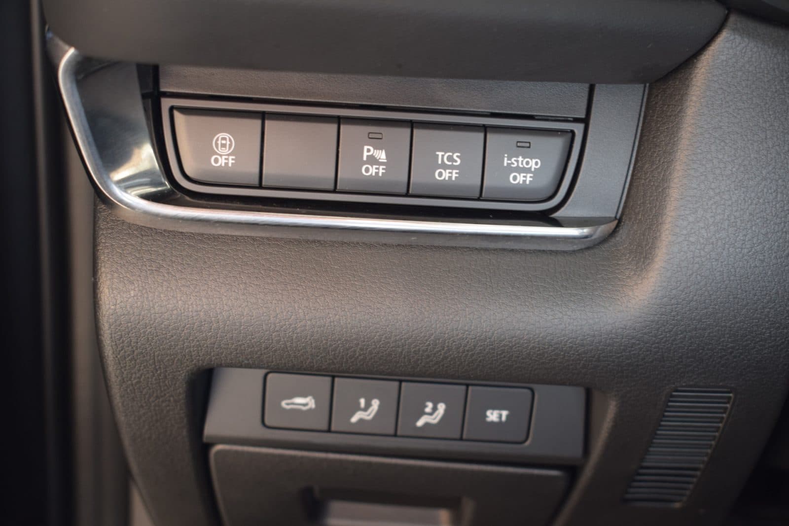 Mazda CX-30 2.0 e-SkyActiv-X M Hybrid Luxury – Dealer onderhouden thumbnail 19