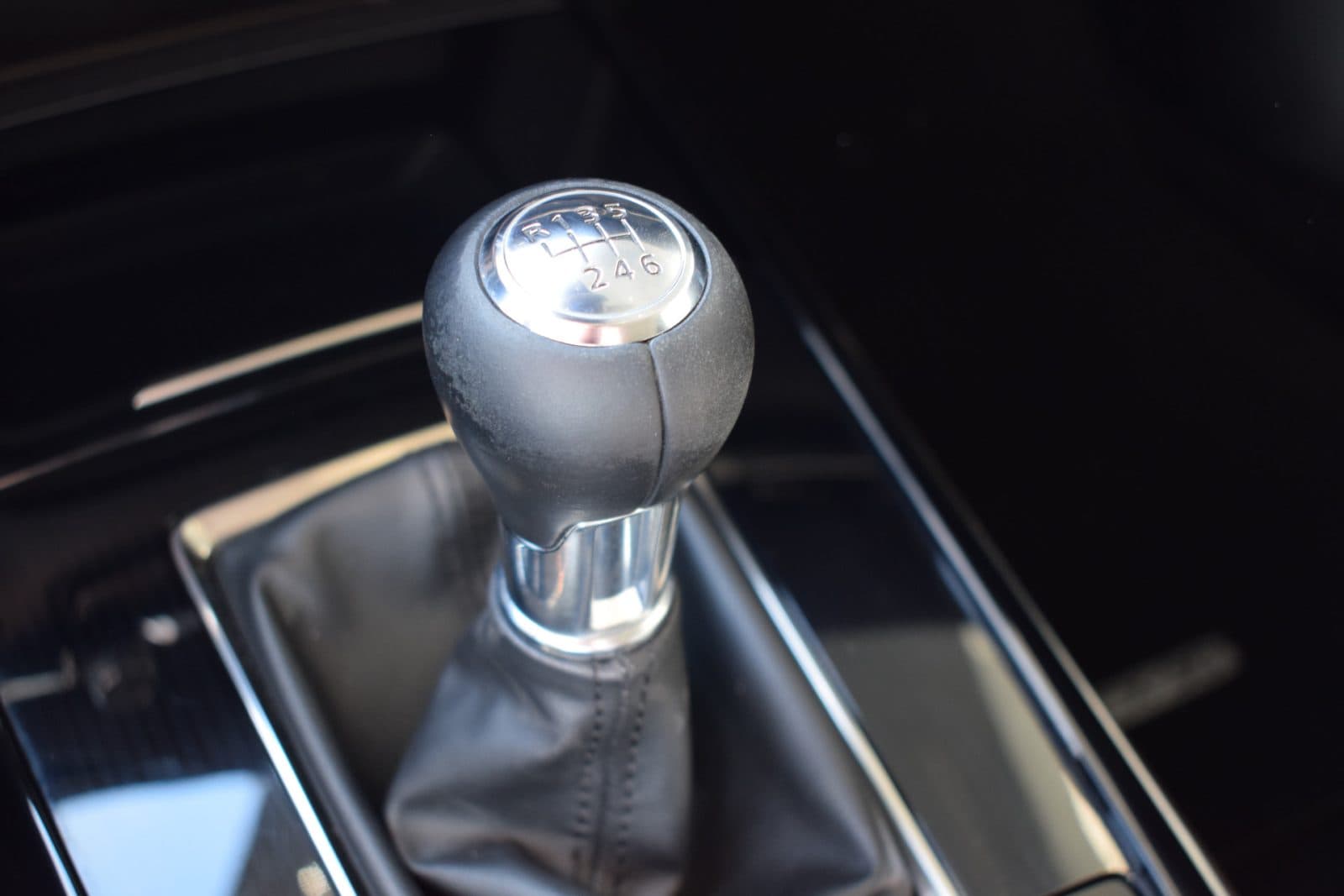 Mazda CX-30 2.0 e-SkyActiv-X M Hybrid Luxury – Dealer onderhouden thumbnail 24