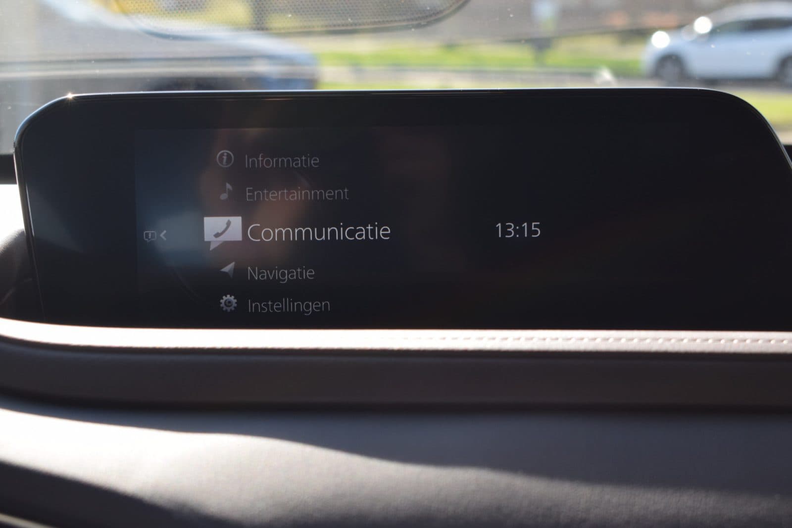 Mazda CX-30 2.0 e-SkyActiv-X M Hybrid Luxury – Dealer onderhouden thumbnail 25