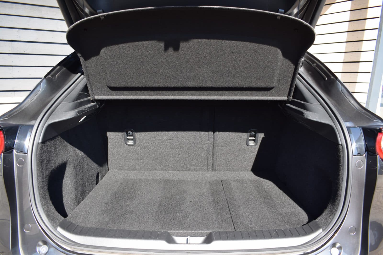 Mazda CX-30 2.0 e-SkyActiv-X M Hybrid Luxury – Dealer onderhouden thumbnail 31