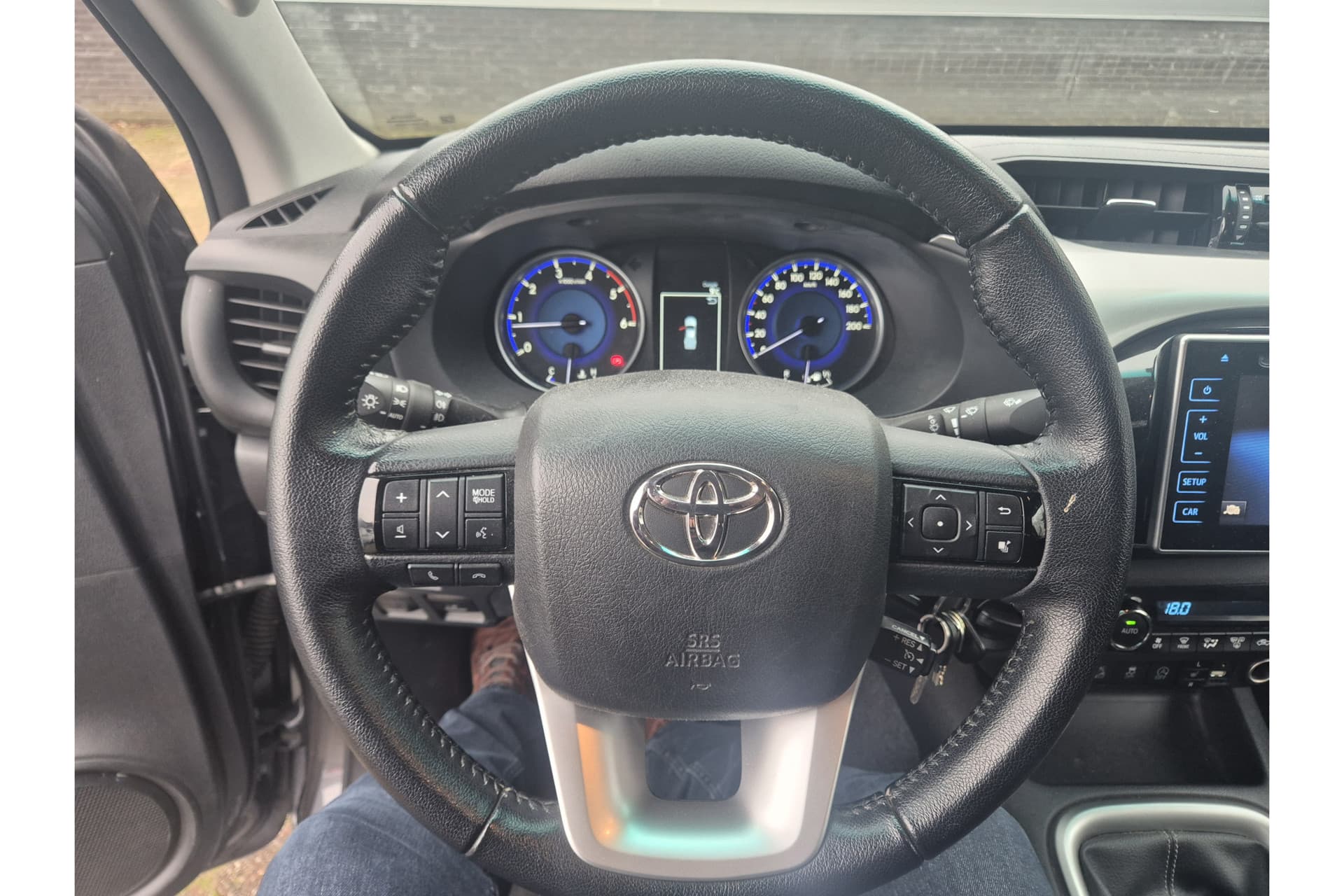 Toyota Hilux 2.4 D-4D-F Xtra Cab Challenger thumbnail 12