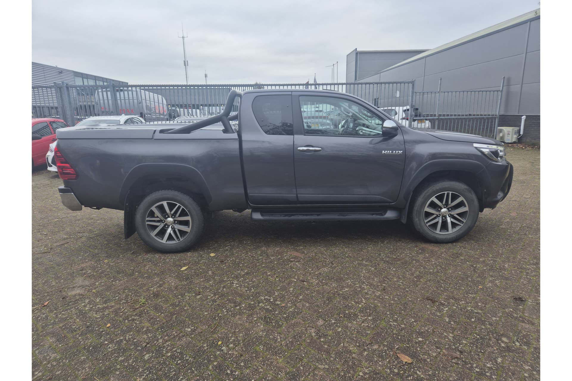 Toyota Hilux 2.4 D-4D-F Xtra Cab Challenger thumbnail 7