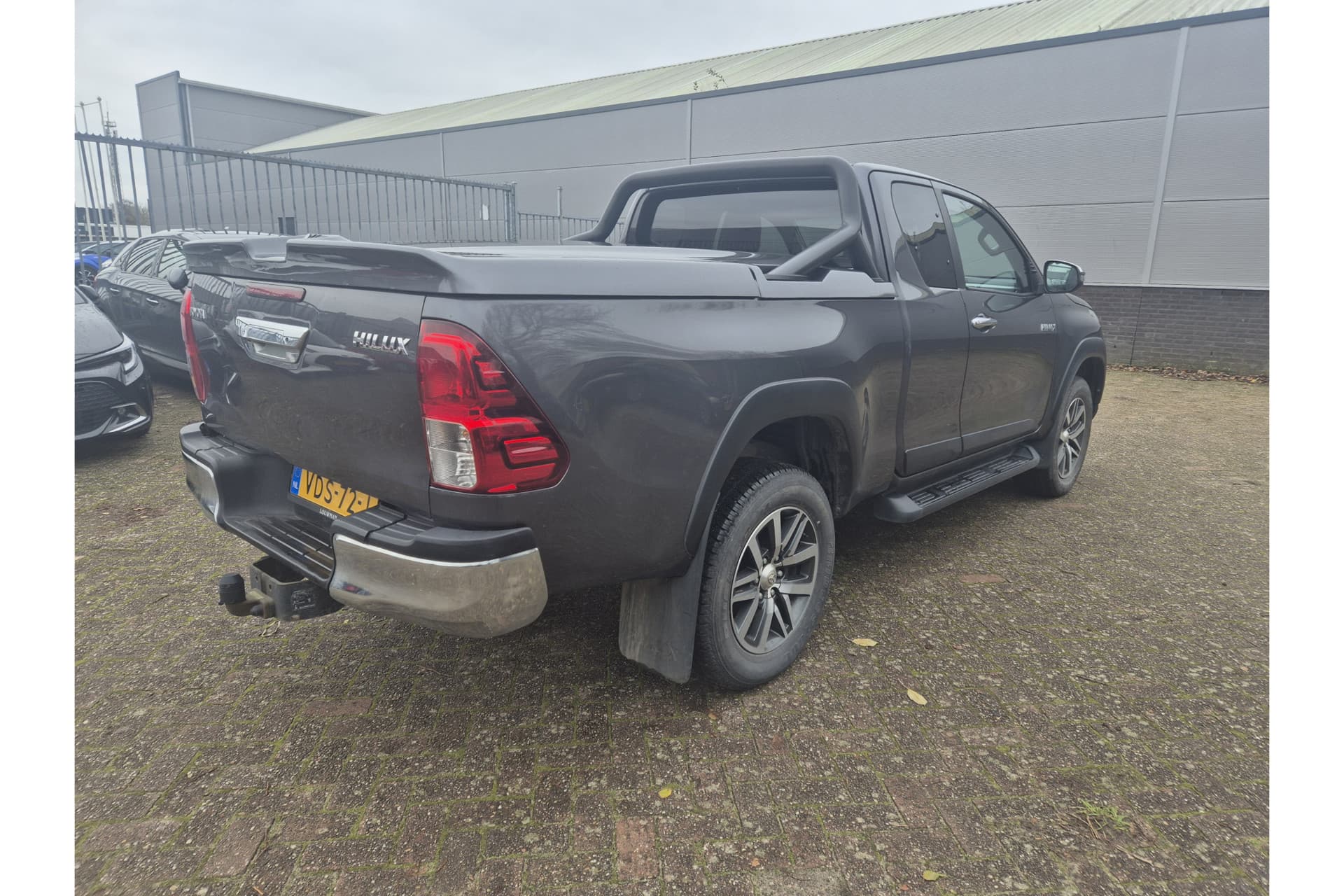 Toyota Hilux 2.4 D-4D-F Xtra Cab Challenger thumbnail 9