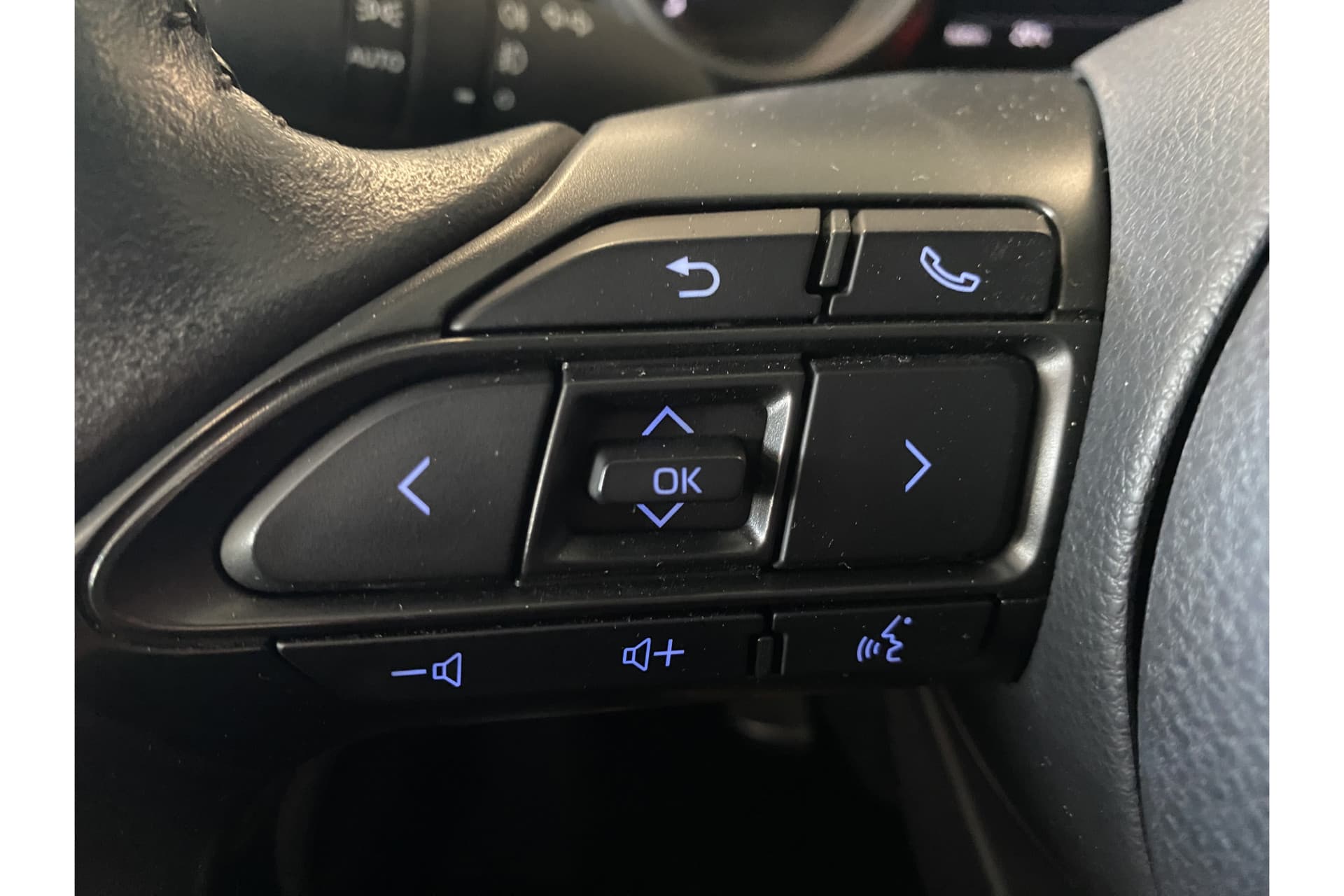 Toyota Yaris 1.5 Hybrid Dynamic thumbnail 21