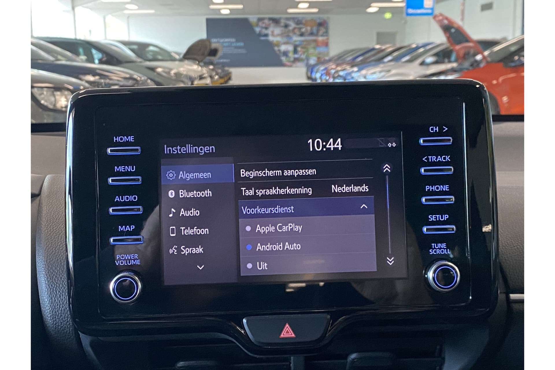 Toyota Yaris 1.5 Hybrid Dynamic thumbnail 30