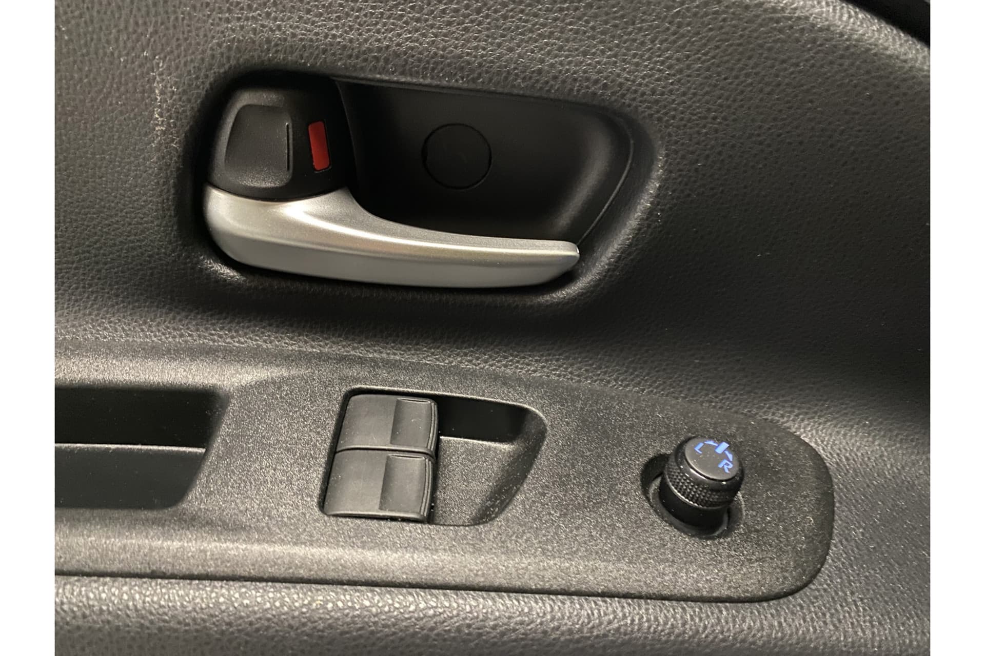 Toyota Aygo X 1.0 Vvt-I Mt Play thumbnail 13