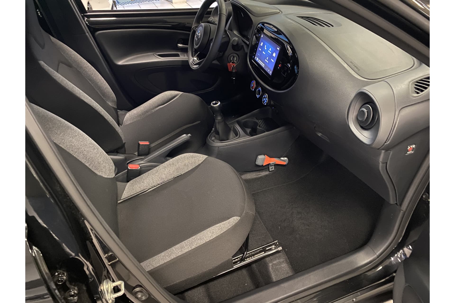 Toyota Aygo X 1.0 Vvt-I Mt Play thumbnail 9