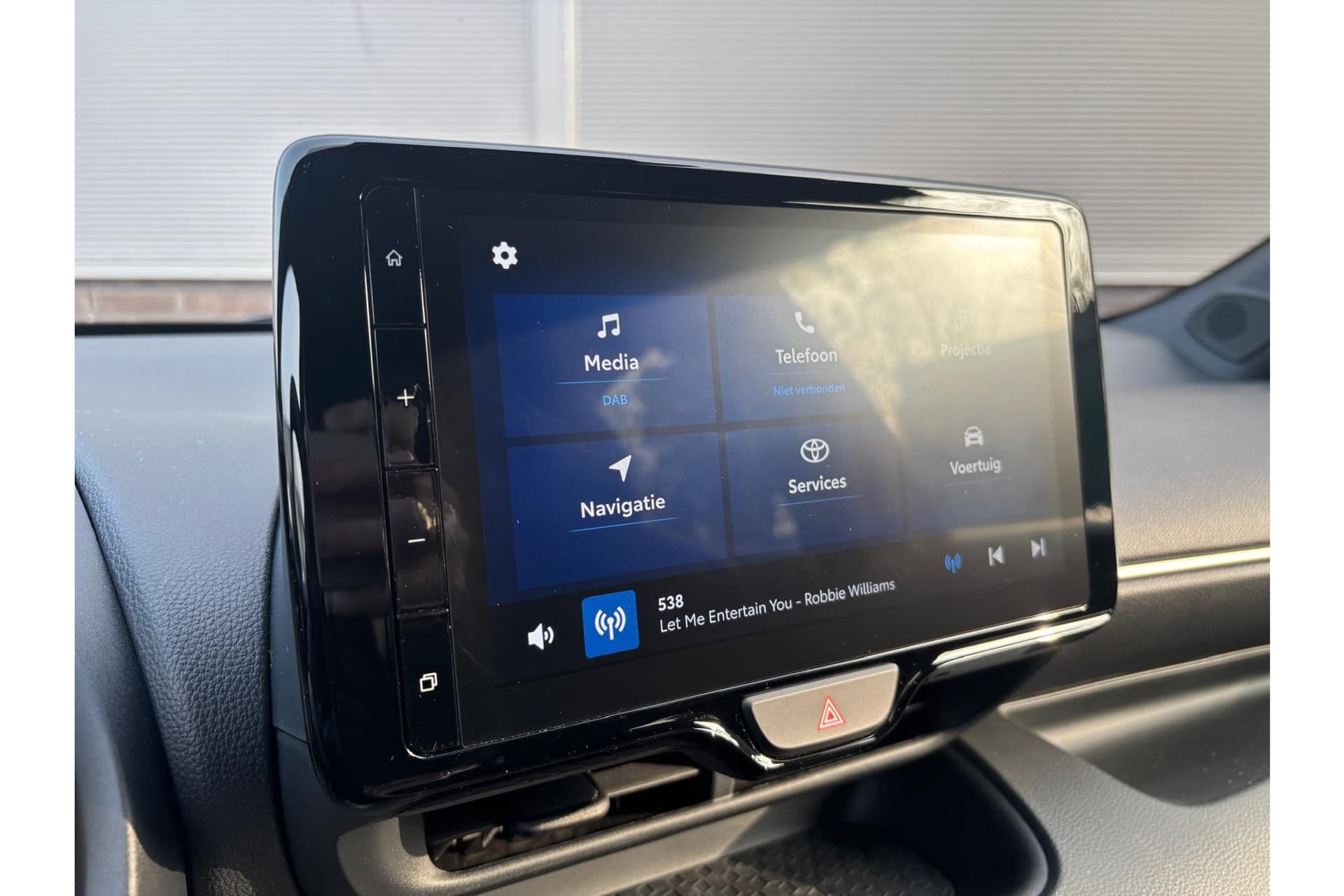 Toyota Yaris 1.5 Hybrid Executive Limited Automaat 116Pk thumbnail 11