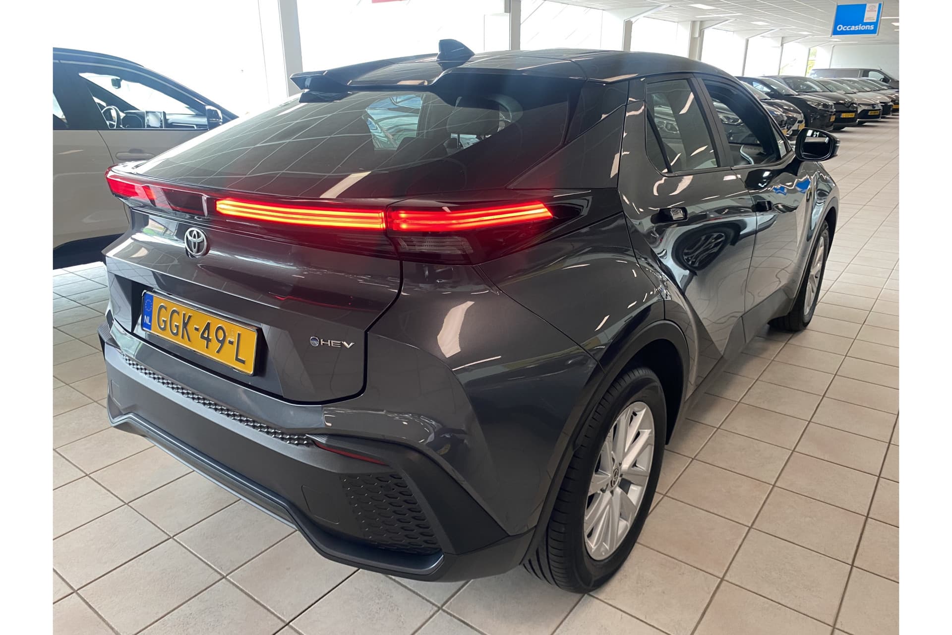 Toyota C-HR 1.8 Hybrid 140 Active thumbnail 7