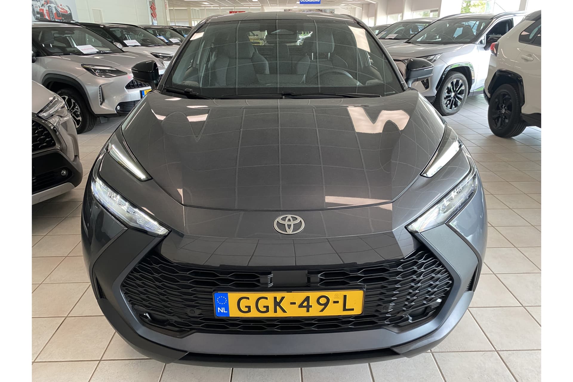 Toyota C-HR 1.8 Hybrid 140 Active thumbnail 8