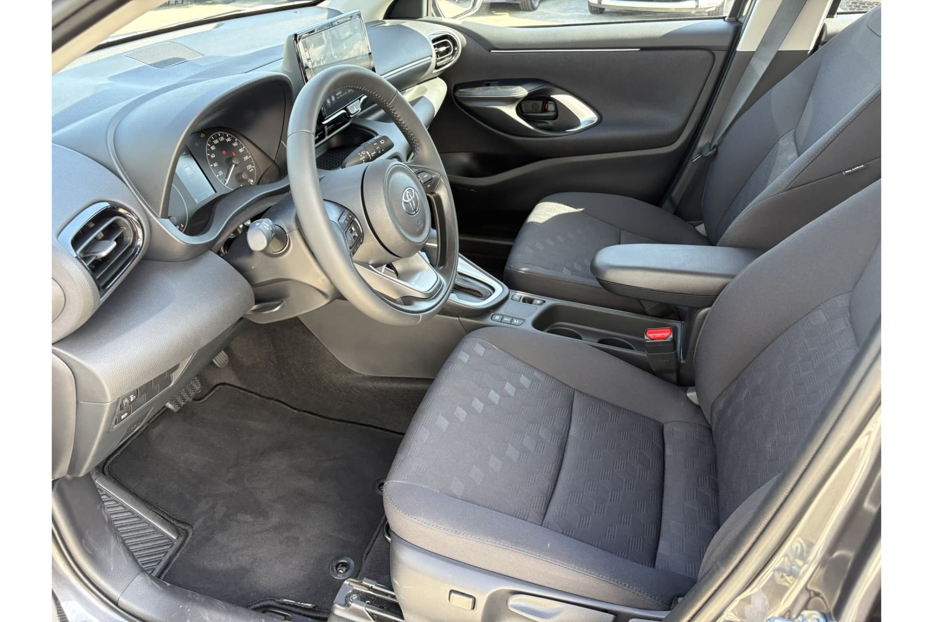 Toyota Yaris 1.5 Hybrid 115 Active Automaat thumbnail 14