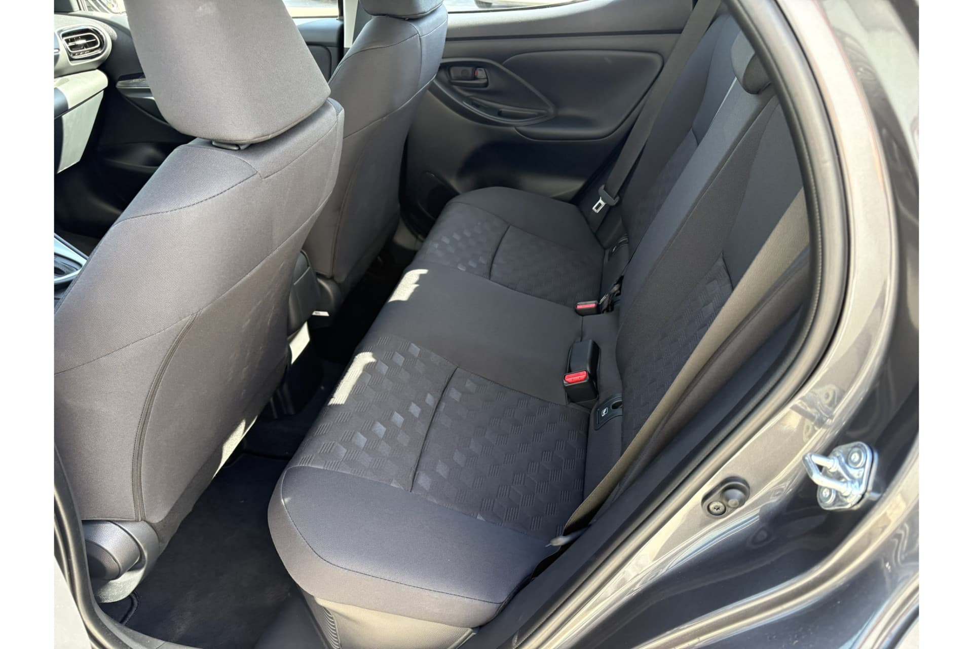 Toyota Yaris 1.5 Hybrid 115 Active Automaat thumbnail 15