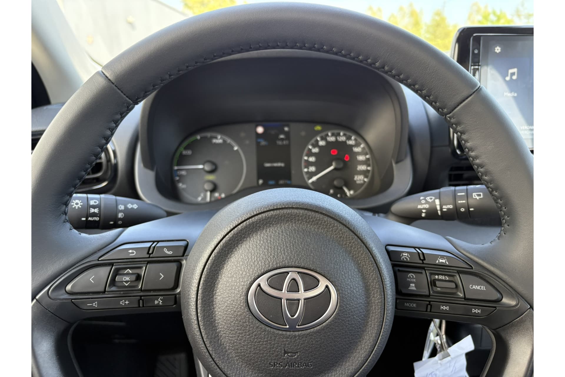 Toyota Yaris 1.5 Hybrid 115 Active Automaat thumbnail 8