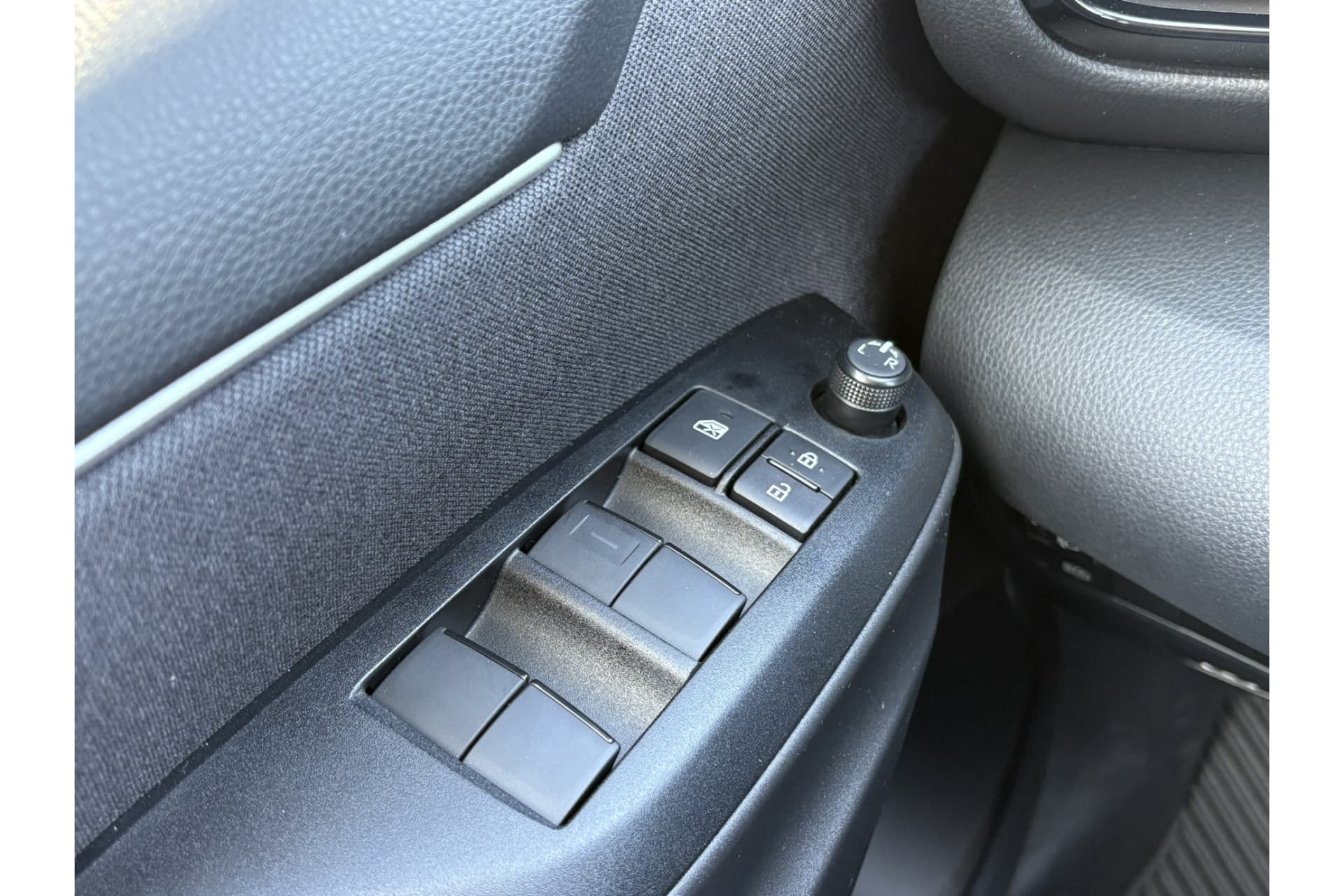 Toyota Yaris 1.5 Hybrid 115 Active Automaat thumbnail 9