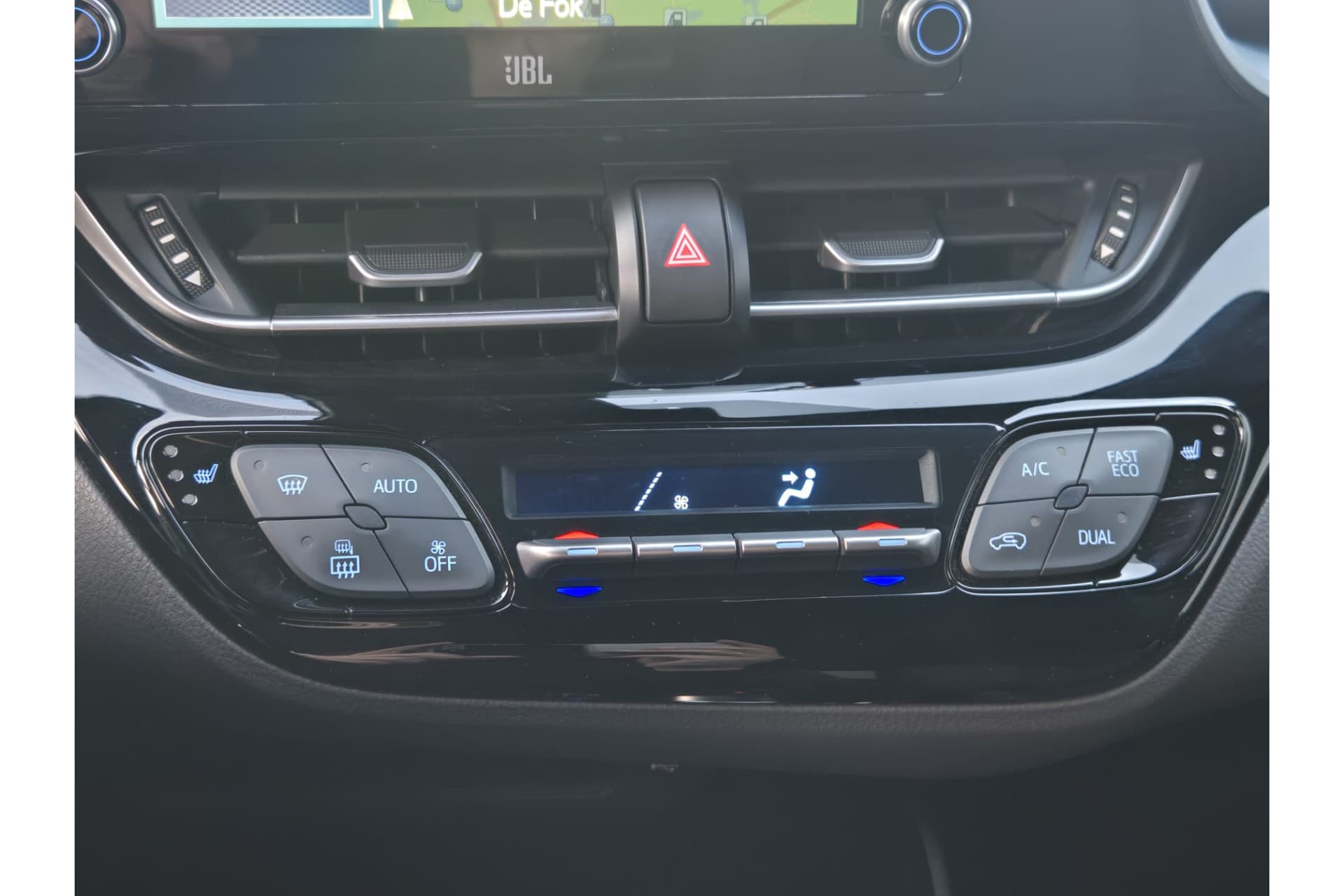 Toyota C-HR 2.0 Hybrid Style thumbnail 10