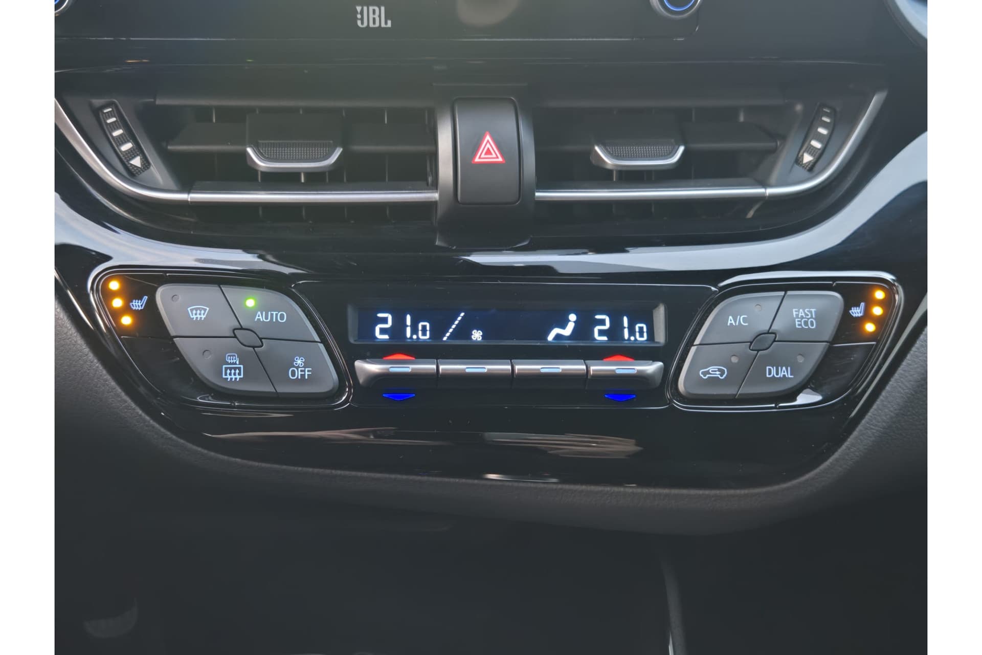 Toyota C-HR 2.0 Hybrid Style thumbnail 12