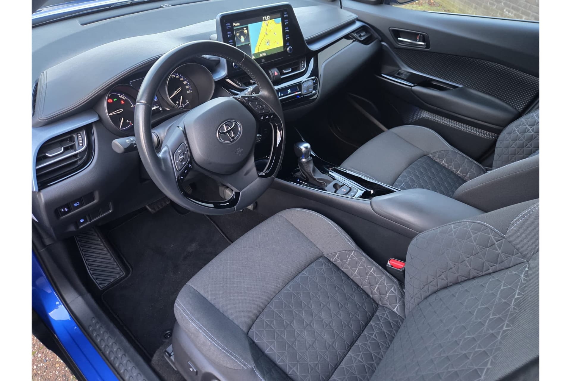 Toyota C-HR 2.0 Hybrid Style thumbnail 5