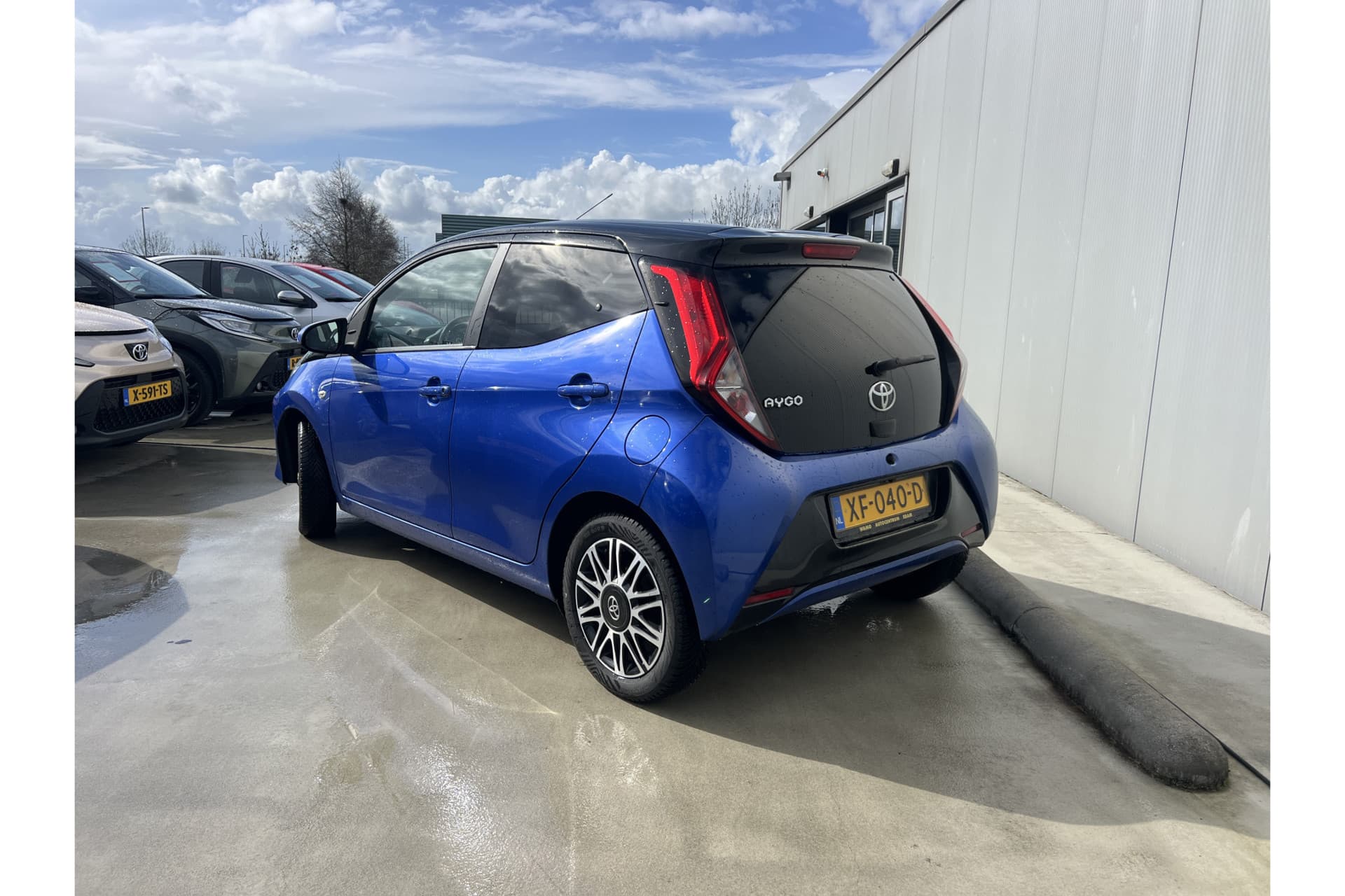 Toyota Aygo 1.0 Vvt-I X-Clusiv thumbnail 3