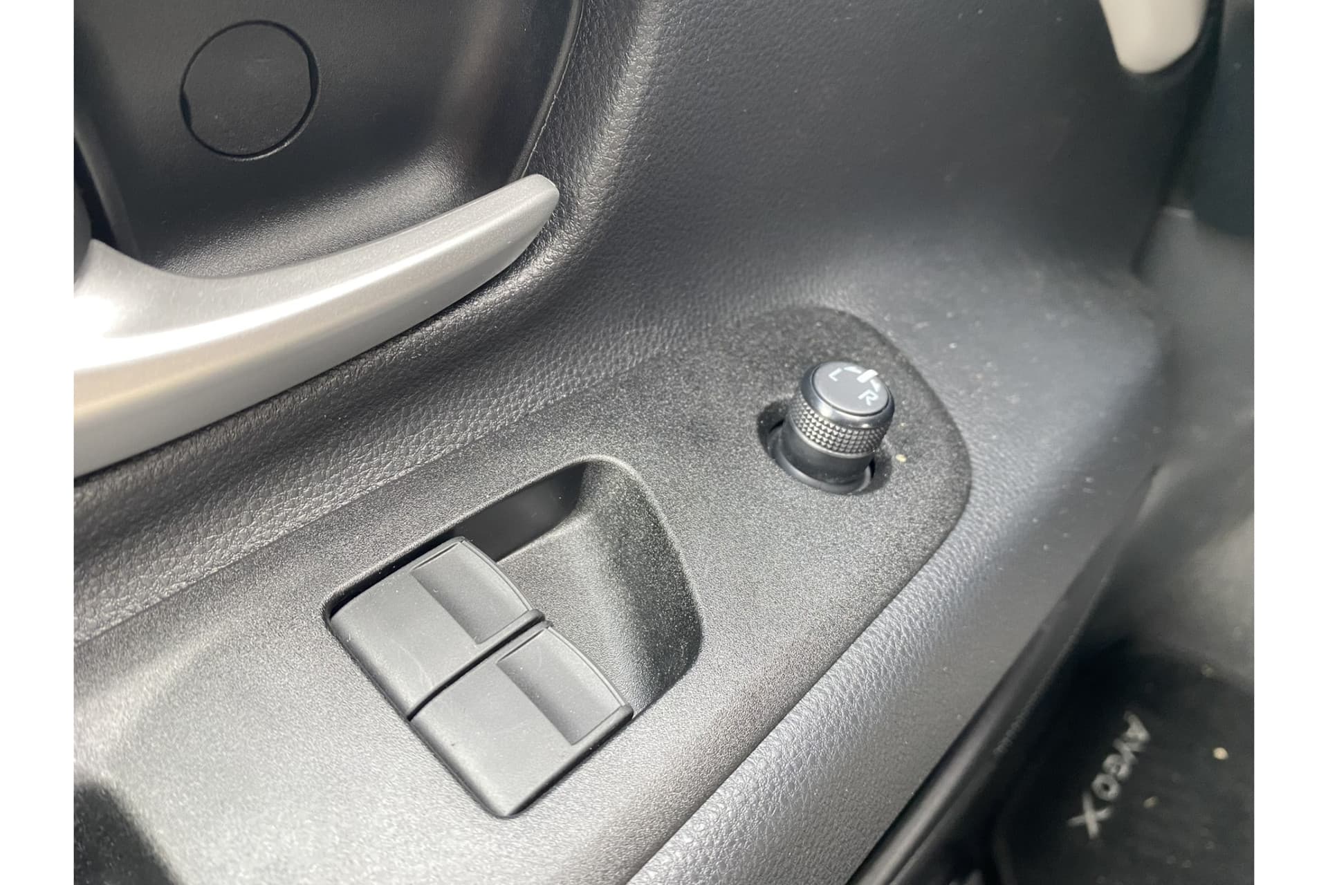 Toyota Aygo X 1.0 Vvt-I Mt Play thumbnail 4