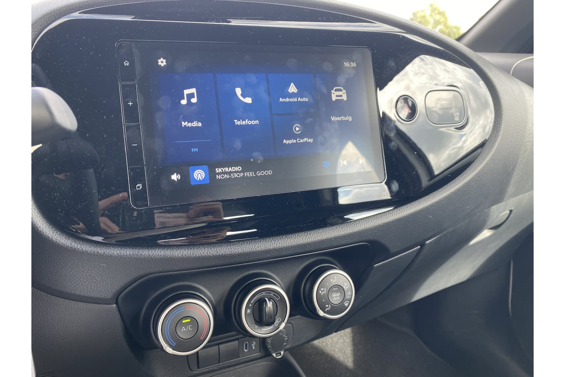 Toyota Aygo X 1.0 Vvt-I Mt Play thumbnail 6