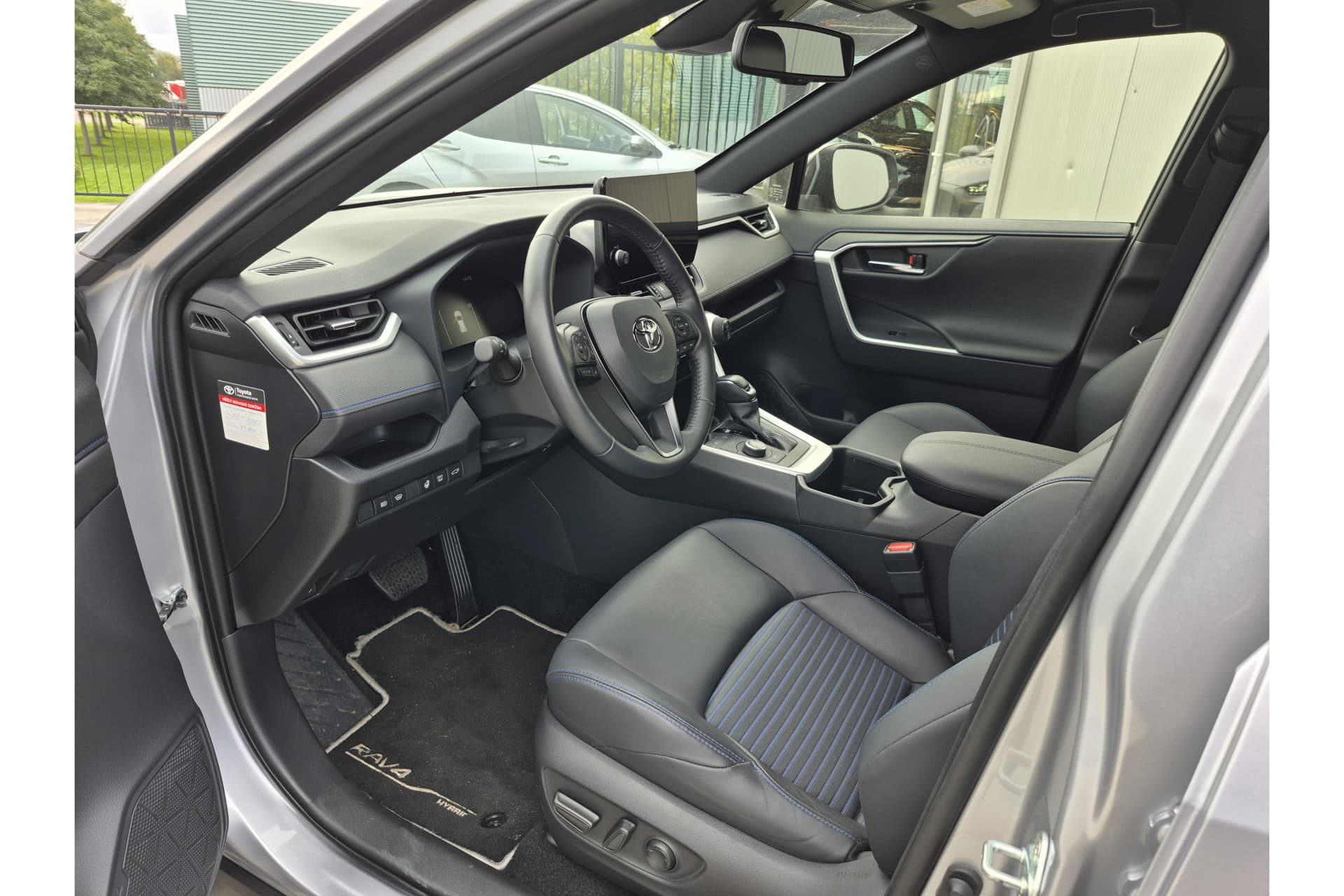 Toyota RAV4 2.5 Hybrid Awd Dynamic Limited thumbnail 13