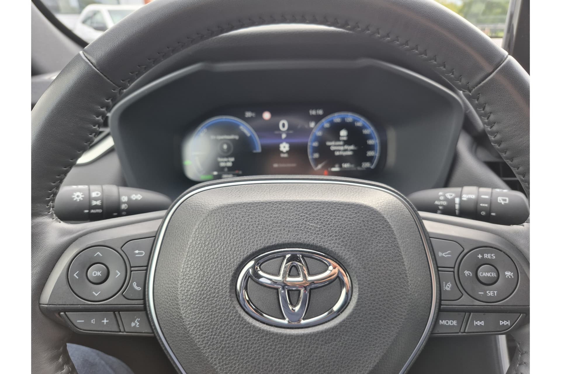 Toyota RAV4 2.5 Hybrid Awd Dynamic Limited thumbnail 19