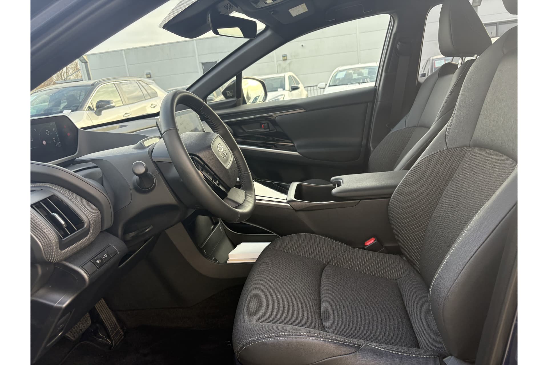 Toyota BZ4X Dynamic 71 Kwh thumbnail 11