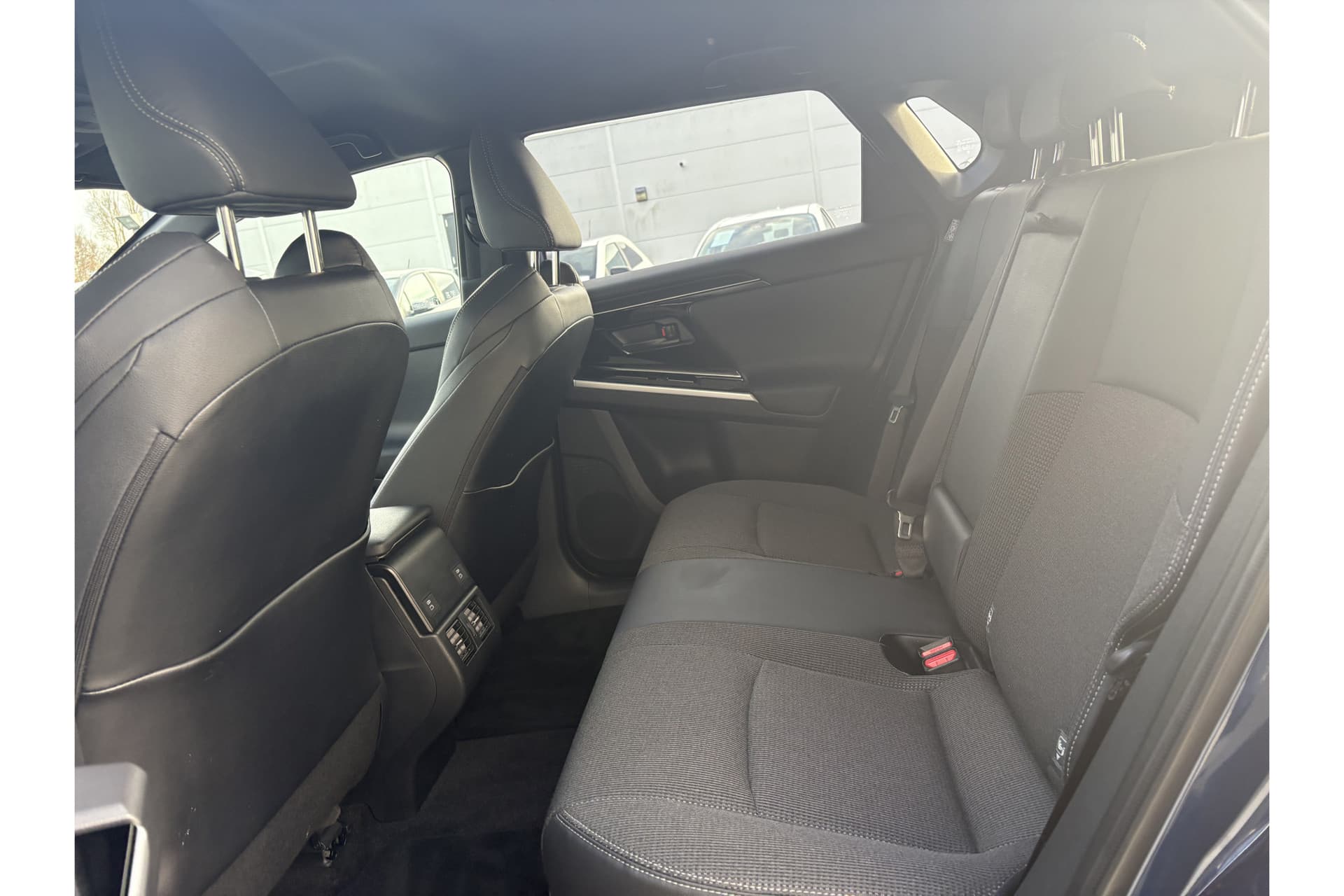 Toyota BZ4X Dynamic 71 Kwh thumbnail 12