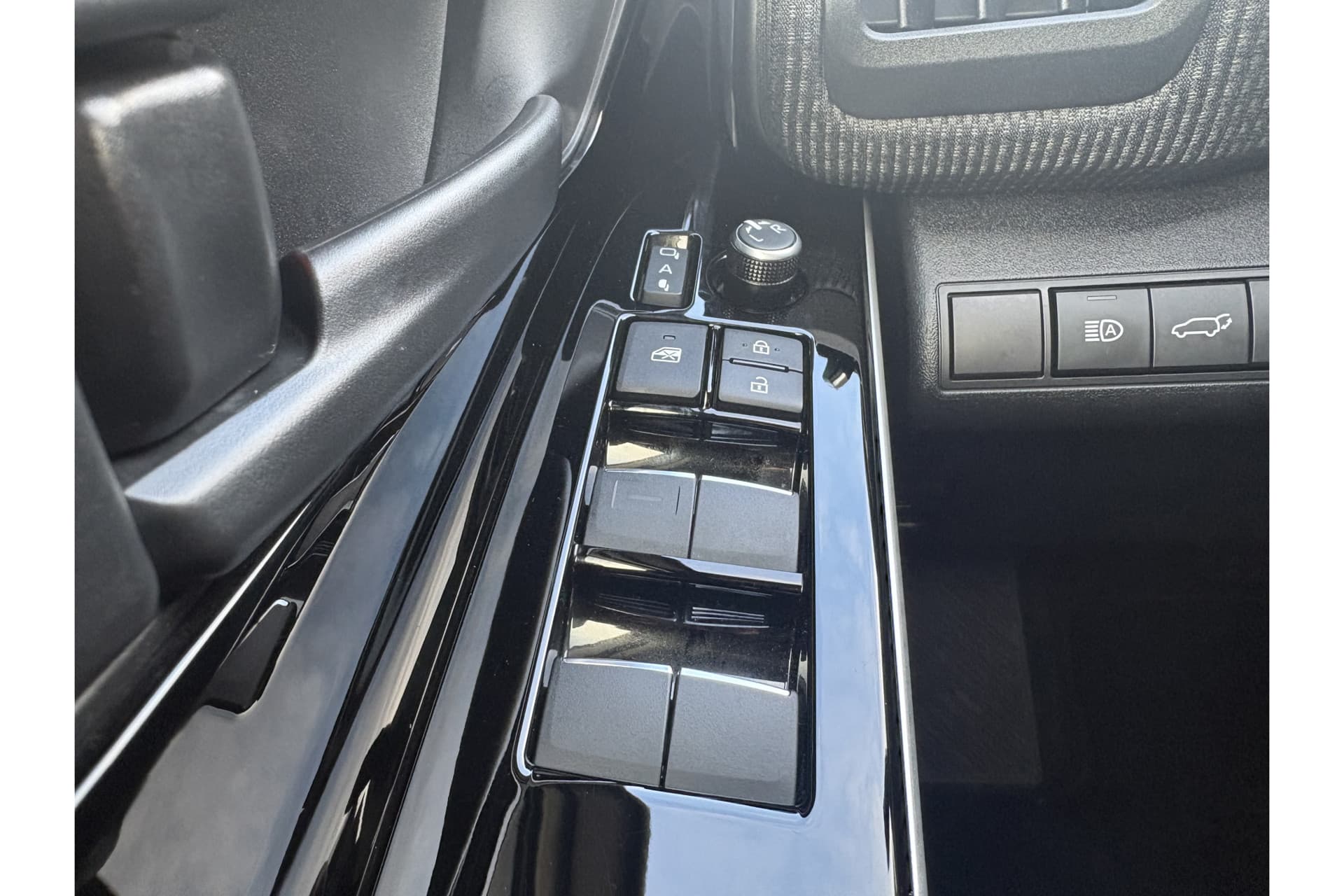 Toyota BZ4X Dynamic 71 Kwh thumbnail 5