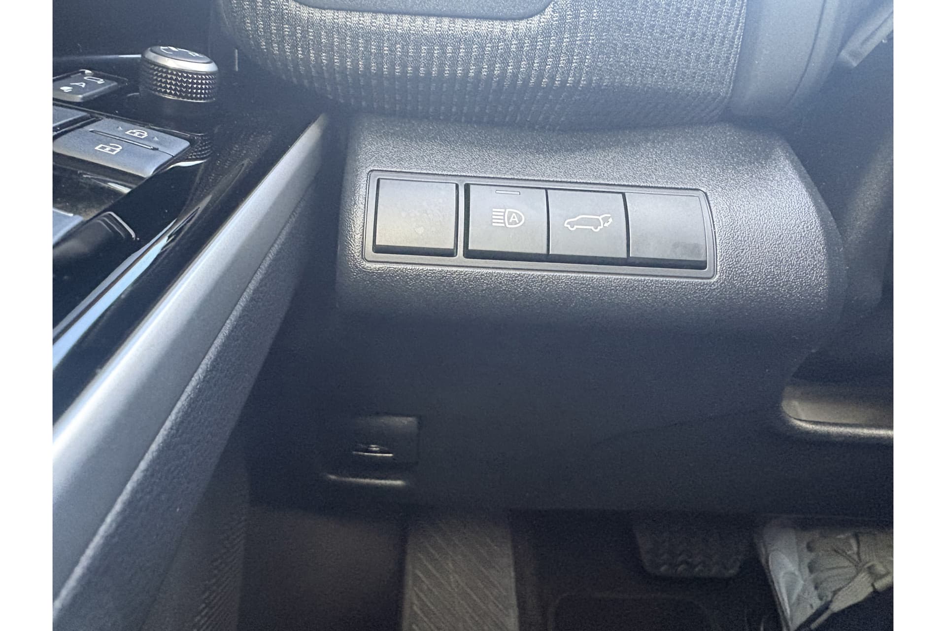 Toyota BZ4X Dynamic 71 Kwh thumbnail 6