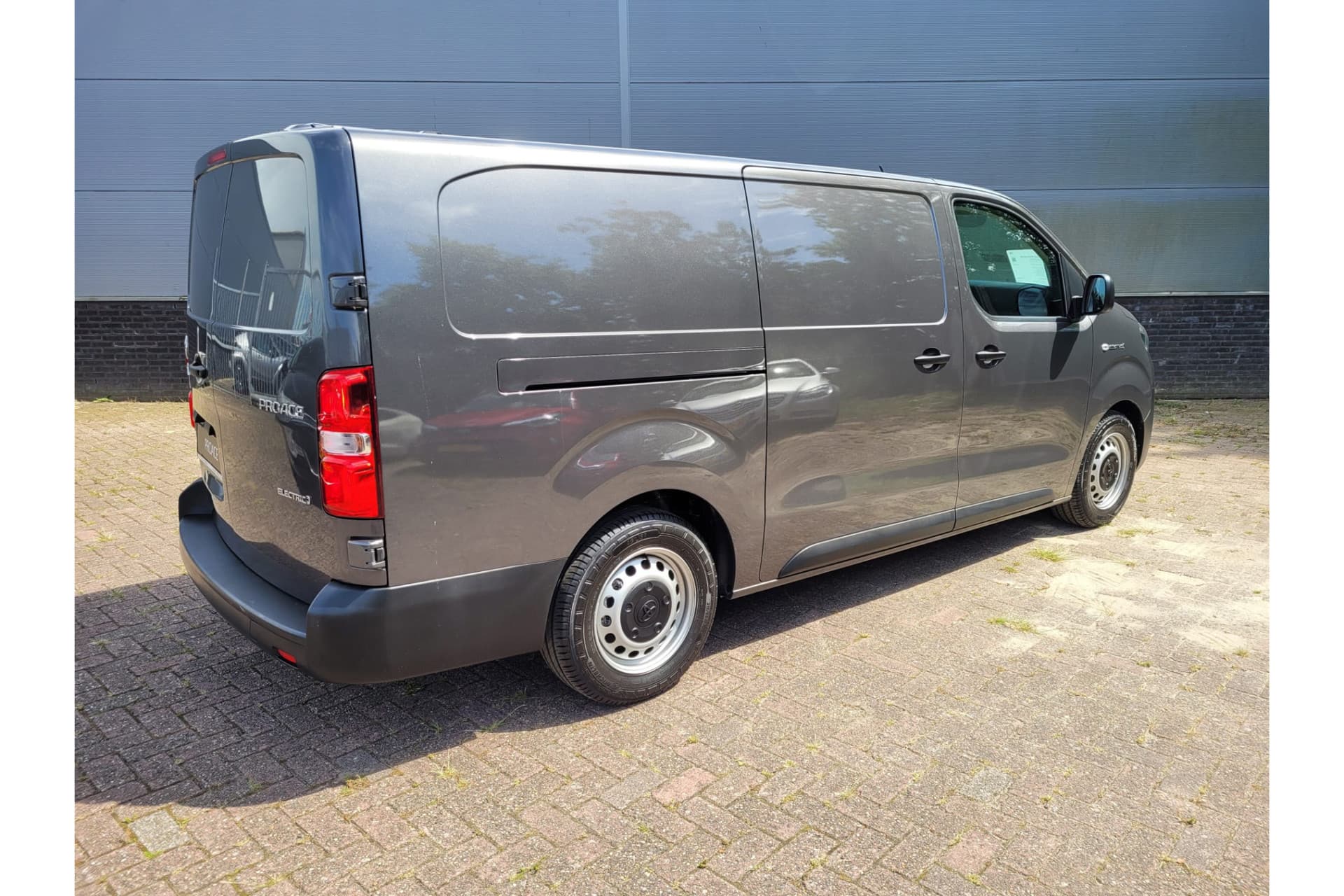 Toyota Proace Electric Worker Extra Range Live Long 75 Kwh thumbnail 3