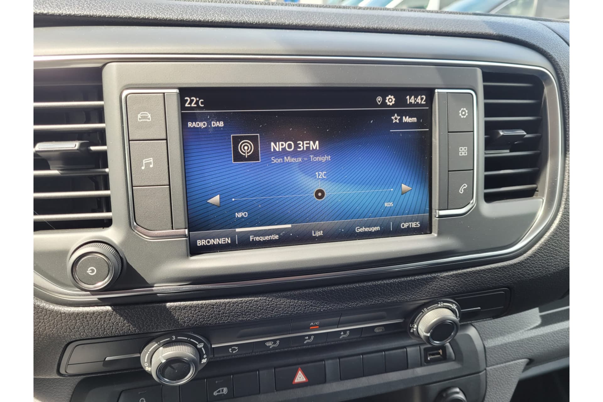 Toyota Proace Electric Worker Extra Range Live Long 75 Kwh thumbnail 4