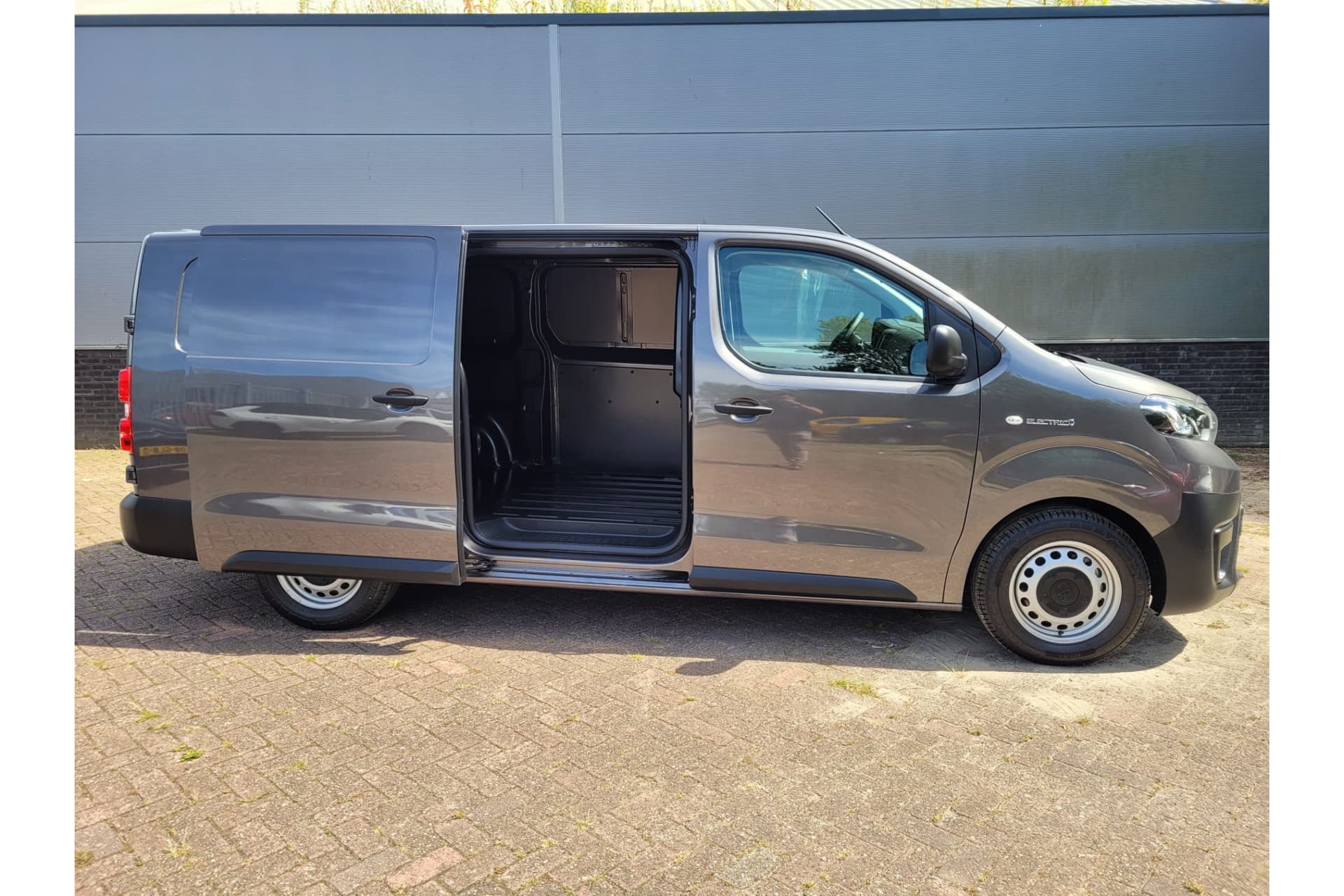 Toyota Proace Electric Worker Extra Range Live Long 75 Kwh thumbnail 9