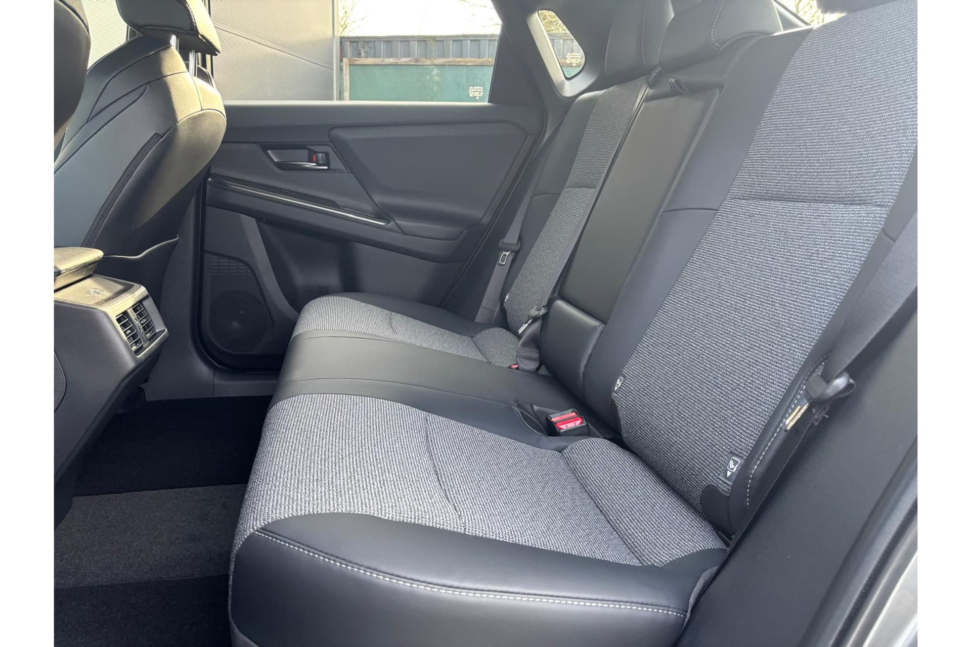 Toyota BZ4X Active Limited Edition 58 Kwh 19 Inch Lm Velgen thumbnail 11