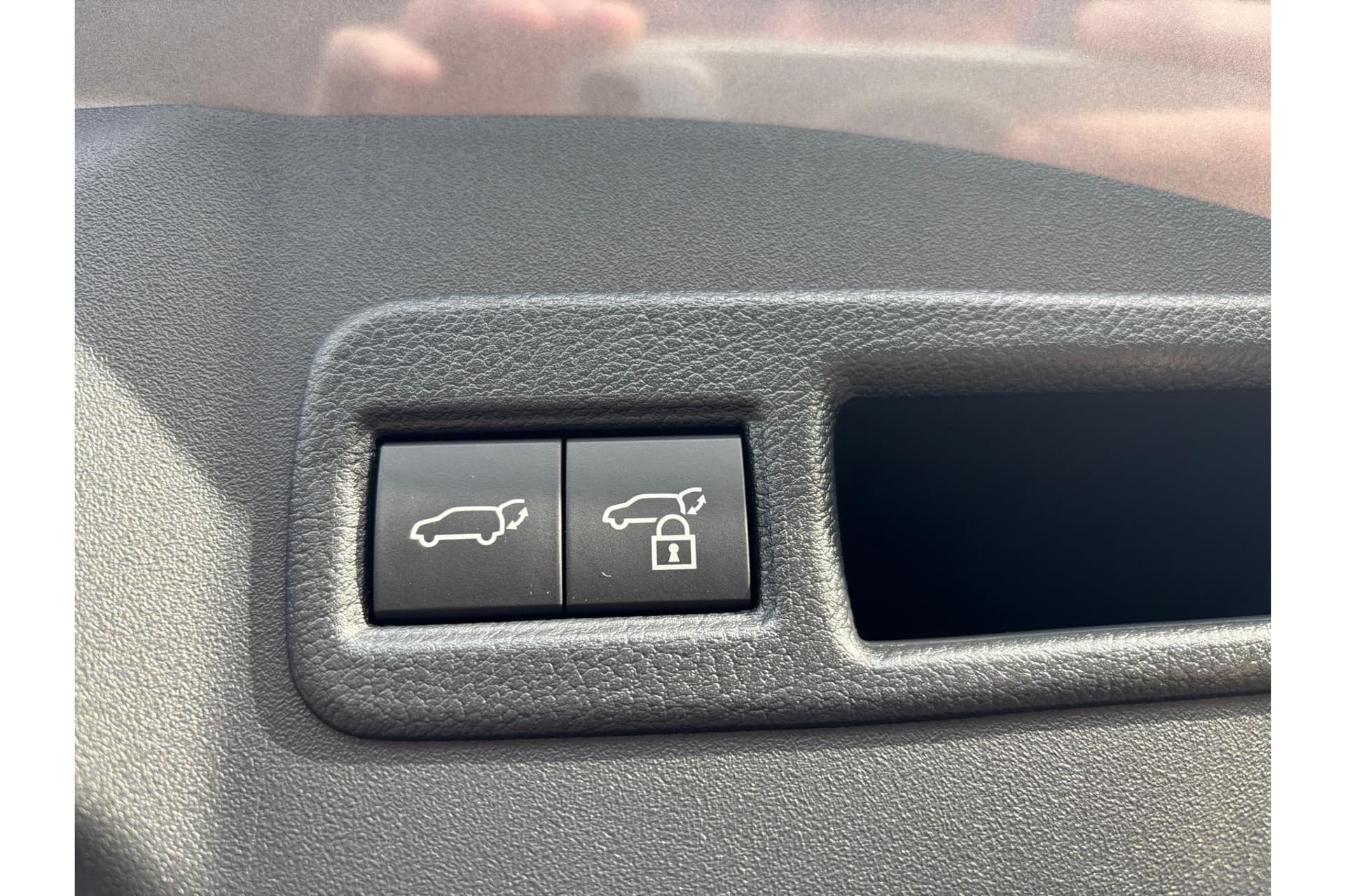 Toyota BZ4X Active Limited Edition 58 Kwh 19 Inch Lm Velgen thumbnail 8