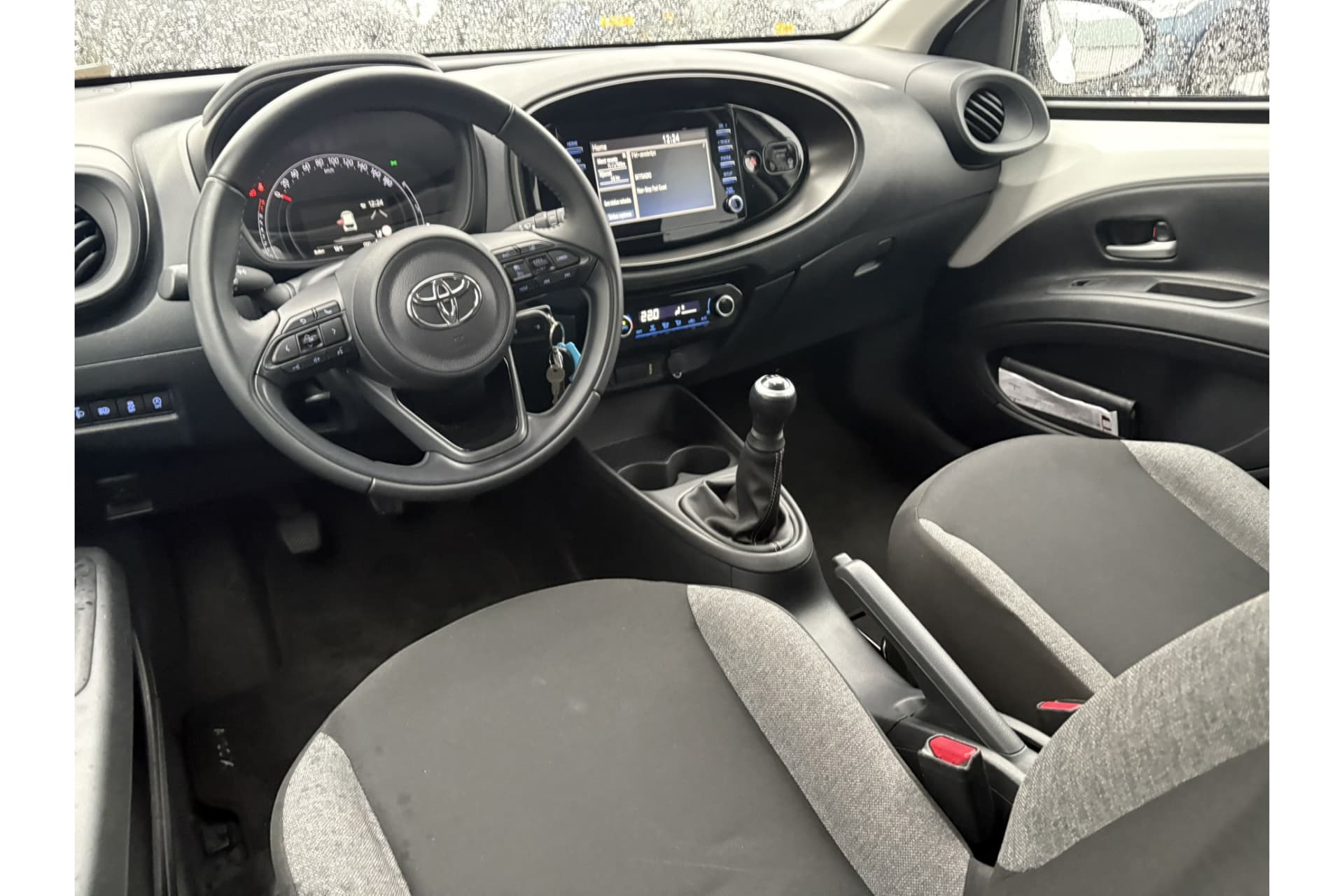 Toyota Aygo X 1.0 Vvt-I Mt First thumbnail 2