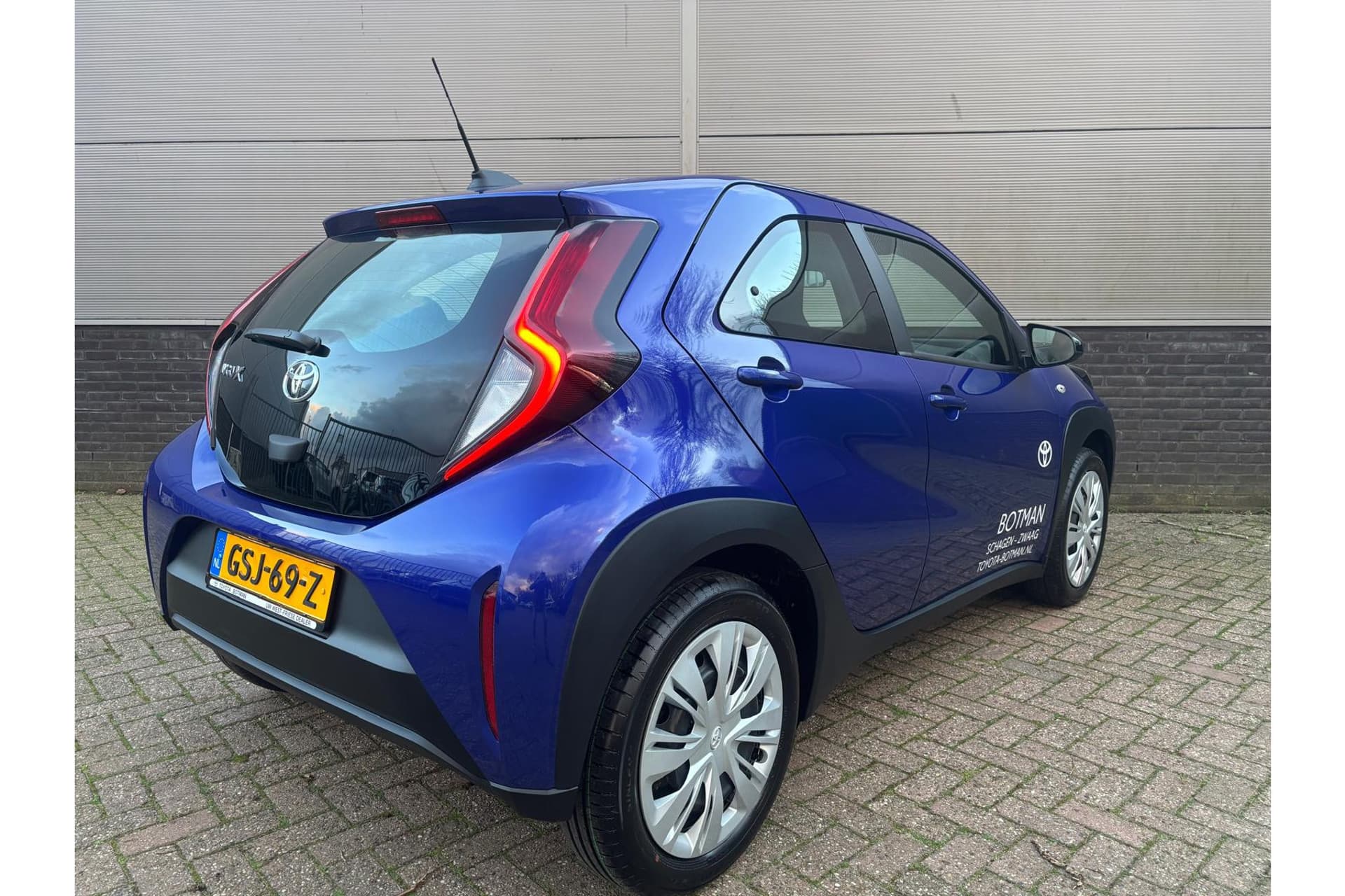 Toyota Aygo X 1.0 Vvt-I Mt Play Demonstratie Auto ! thumbnail 7