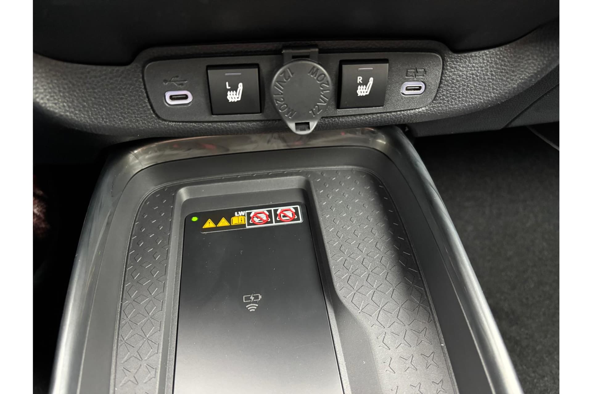 Toyota Aygo X Hybrid 115 Gr Sport thumbnail 14