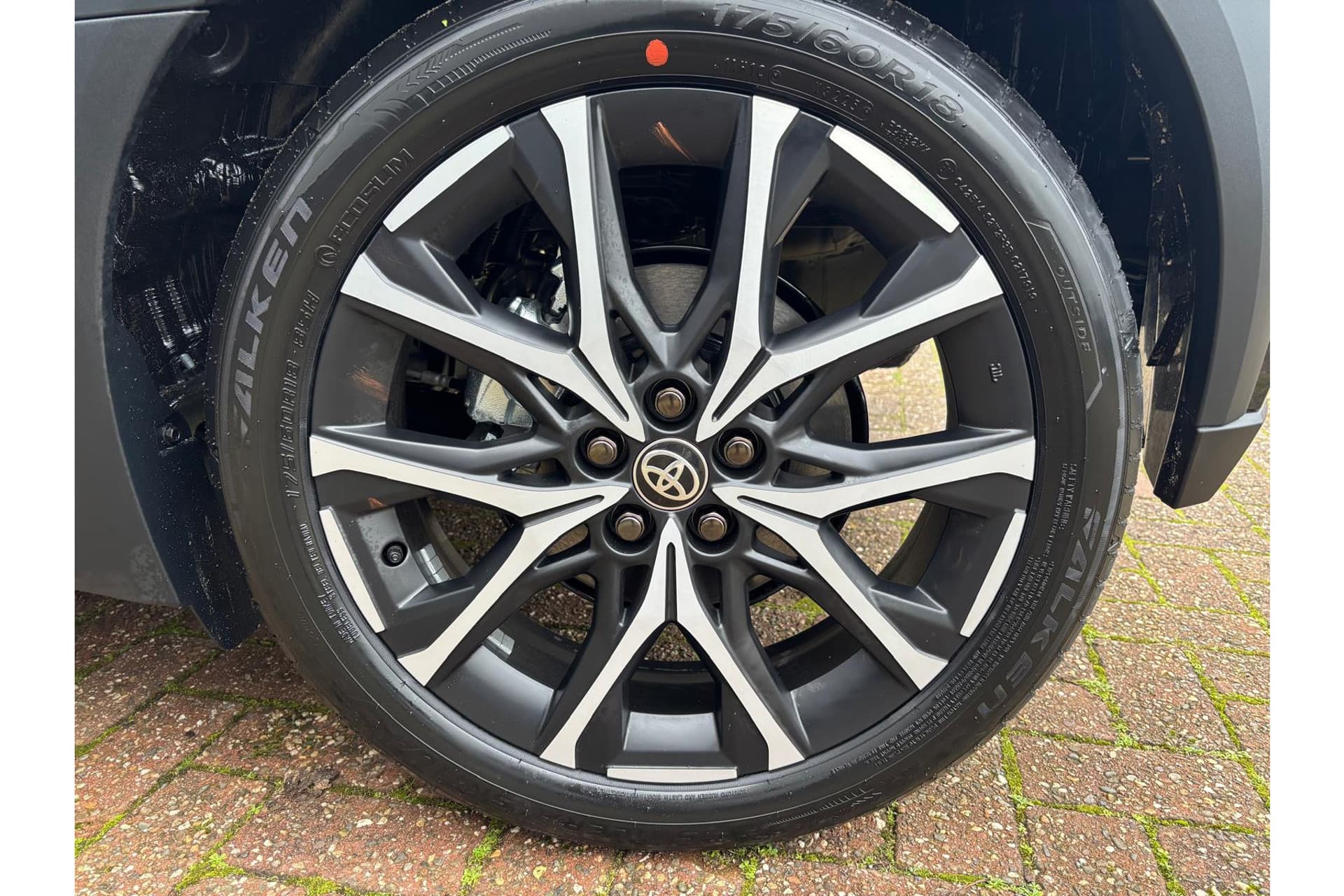 Toyota Aygo X Hybrid 115 Gr Sport thumbnail 16