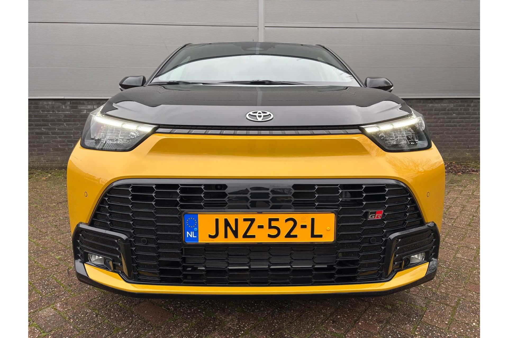 Toyota Aygo X Hybrid 115 Gr Sport thumbnail 24