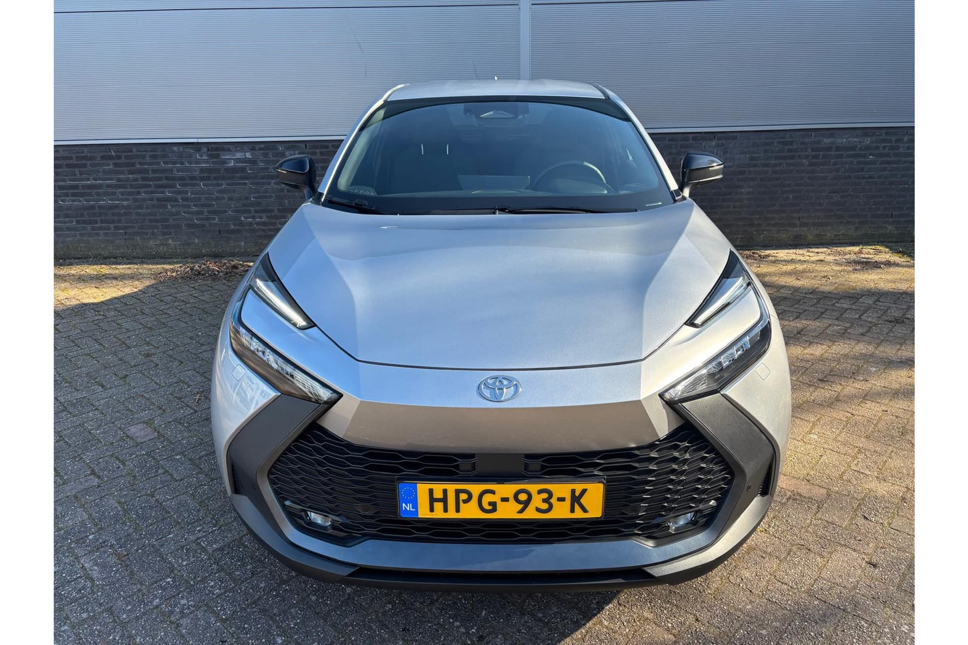 Toyota C-HR 1.8 Hybrid 140 First Edition Limited thumbnail 19