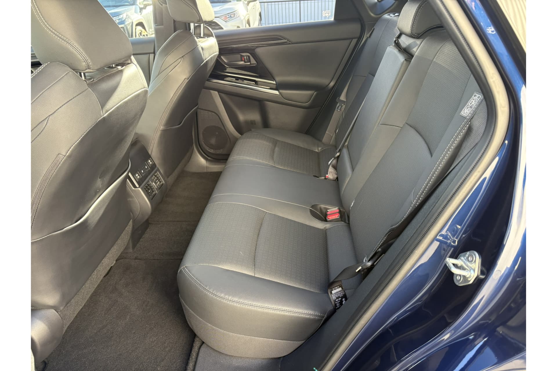 Toyota BZ4X Premium 71 Kwh thumbnail 19