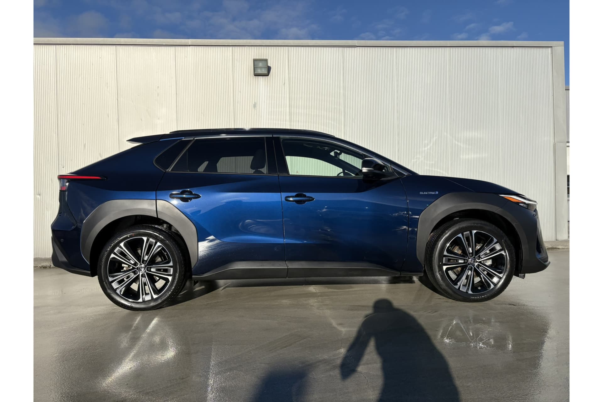 Toyota BZ4X Premium 71 Kwh thumbnail 7