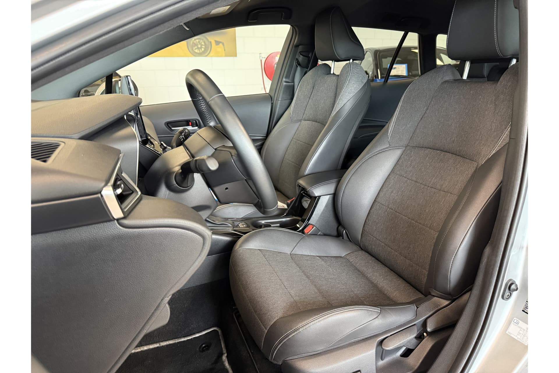 Toyota Corolla Touring Sports Hybrid 140 Dynamic thumbnail 18